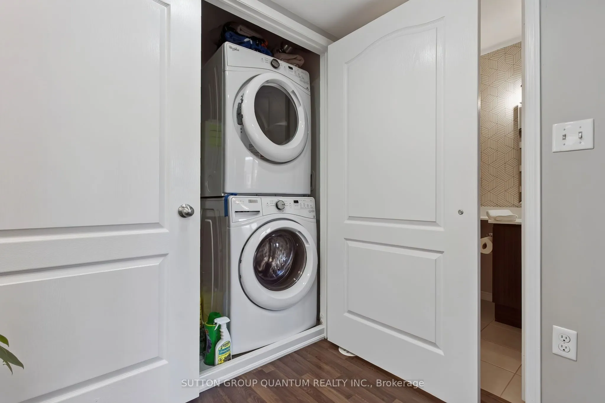 2504 Post Road #23