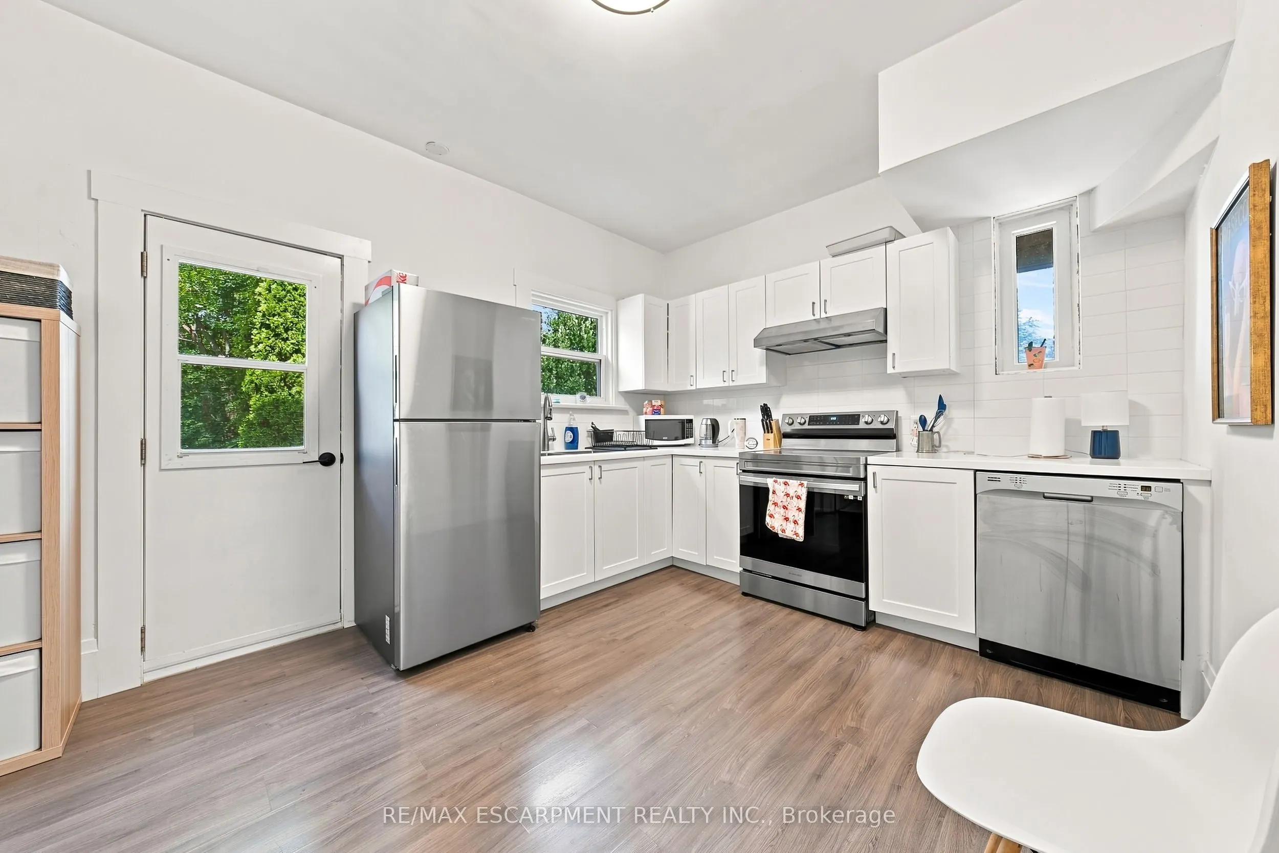 2177 Lakeshore Road