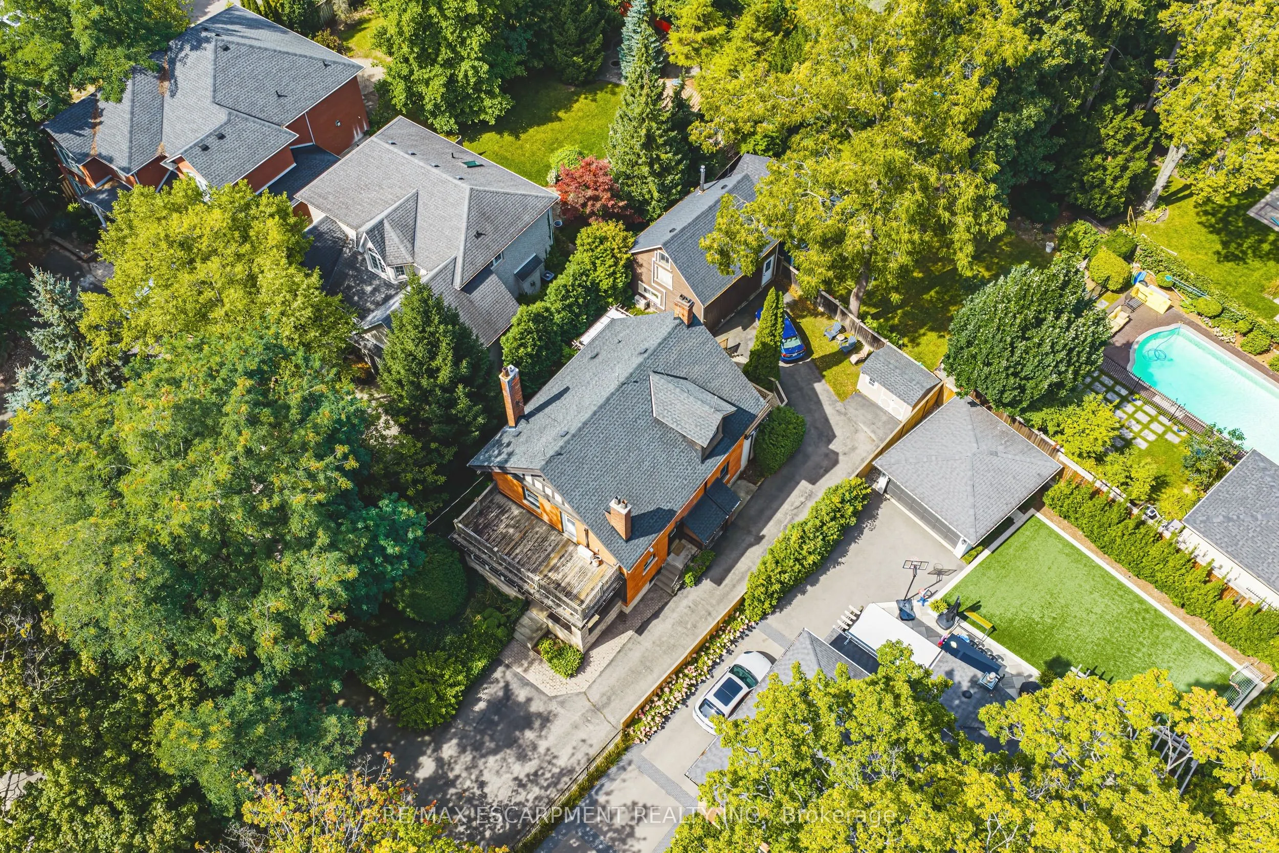 2177 Lakeshore Road