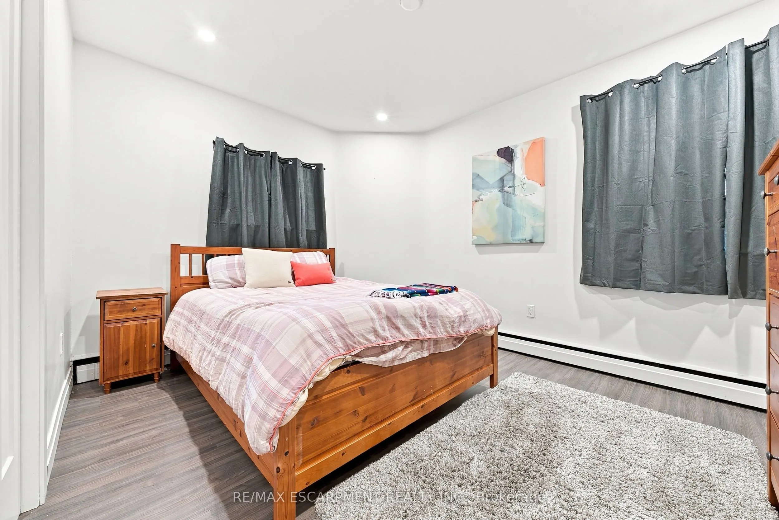 2177 Lakeshore Road