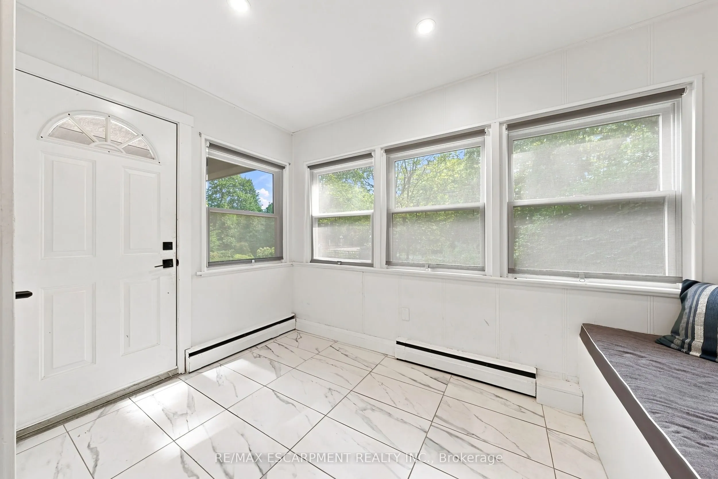 2177 Lakeshore Road
