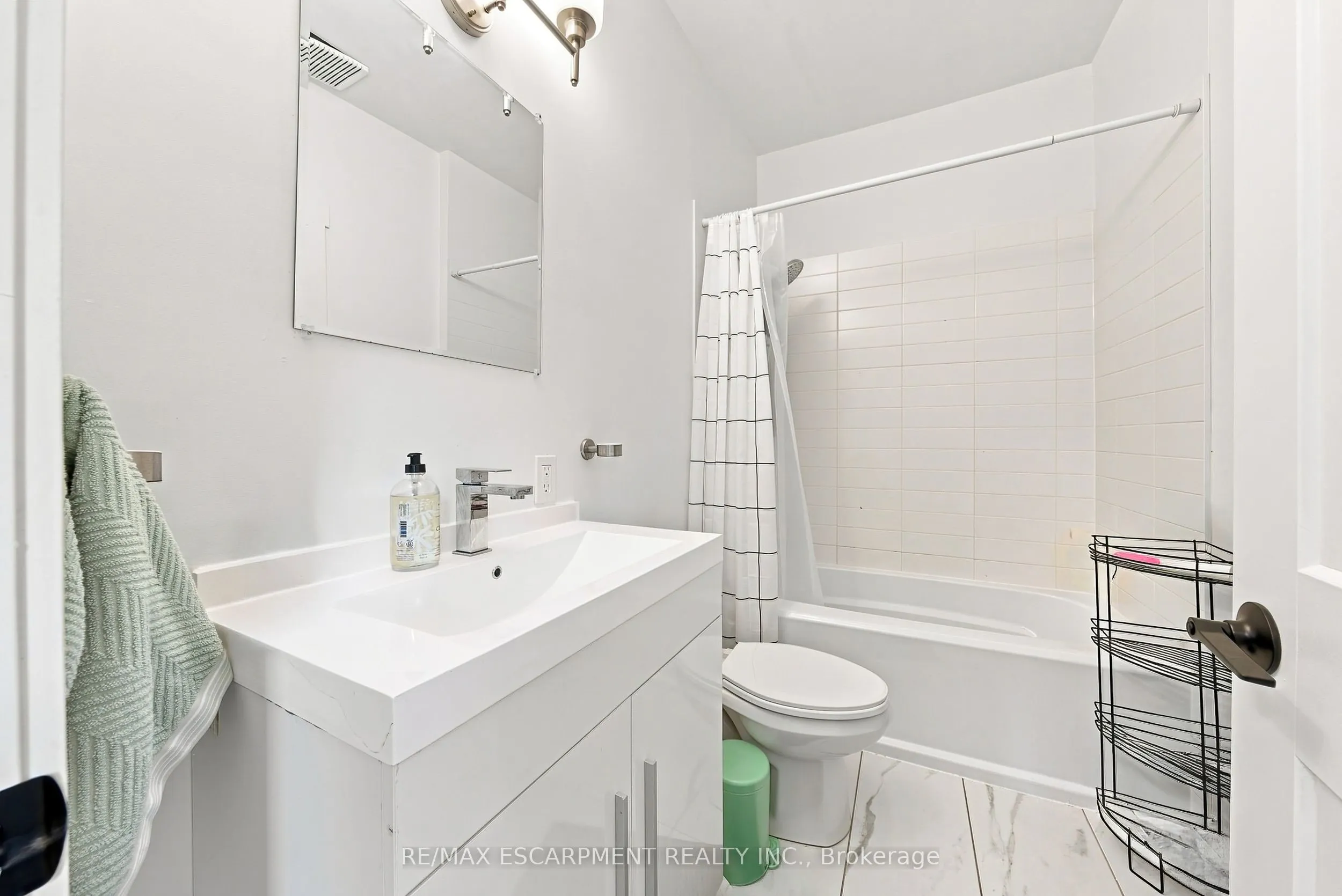 2177 Lakeshore Road
