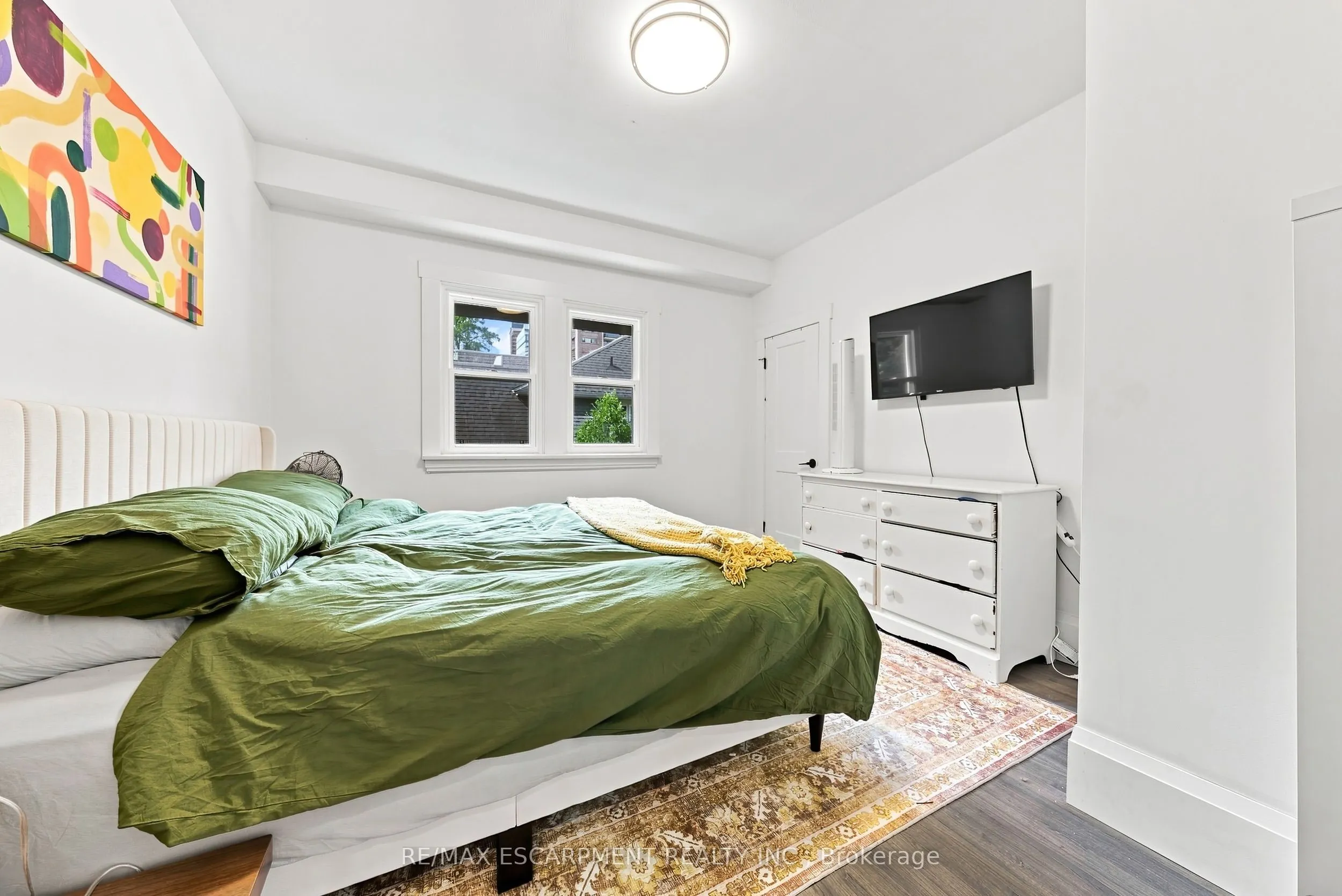 2177 Lakeshore Road