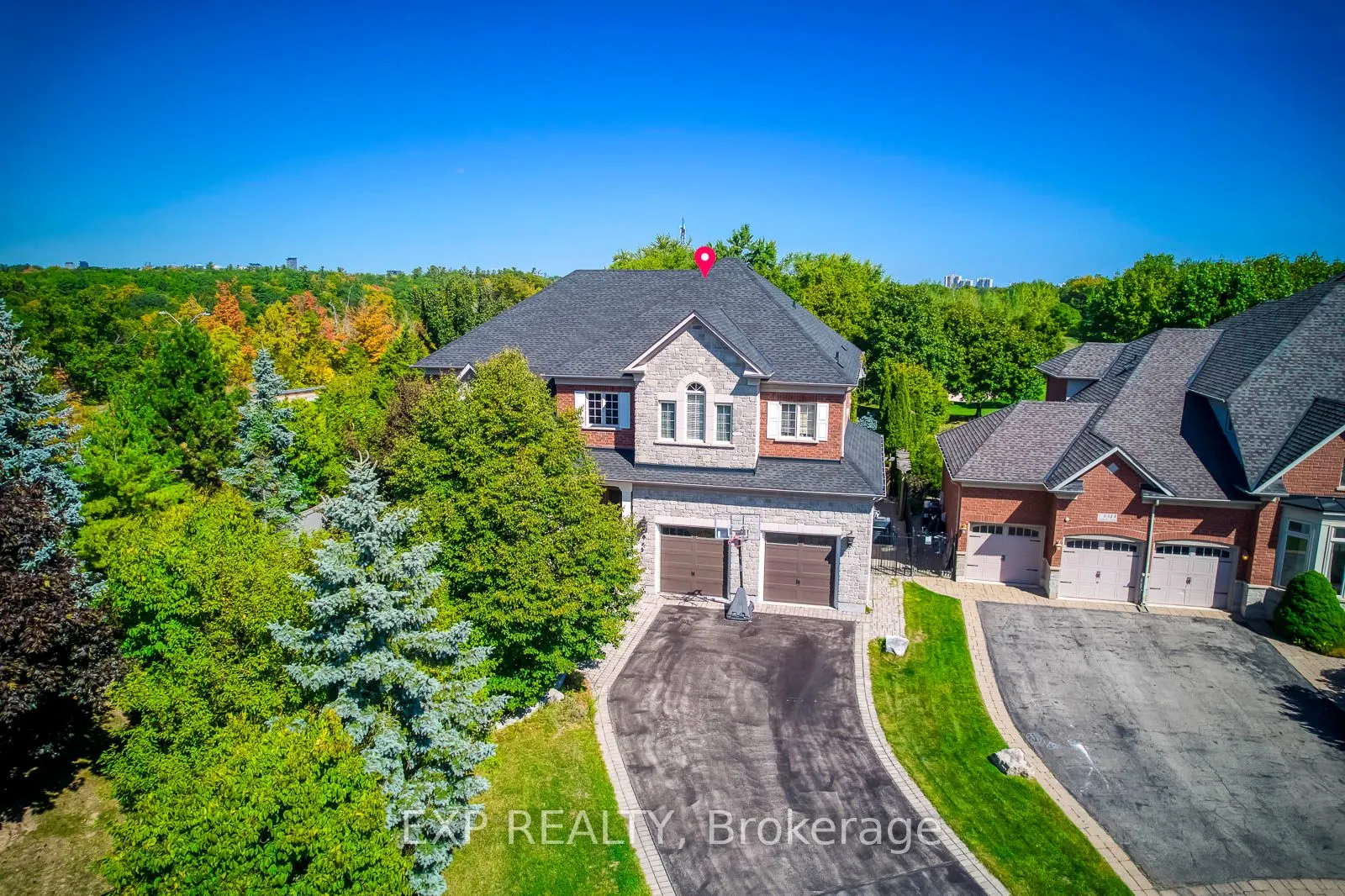 530 Golfview Court