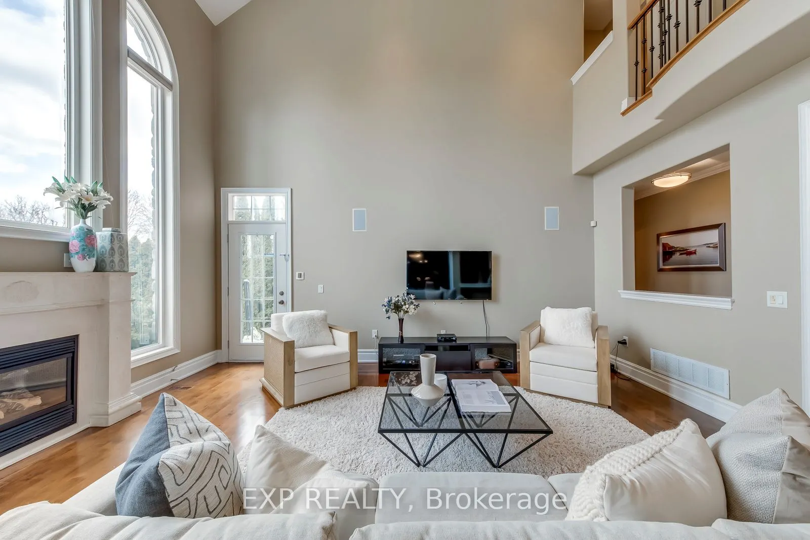 530 Golfview Court