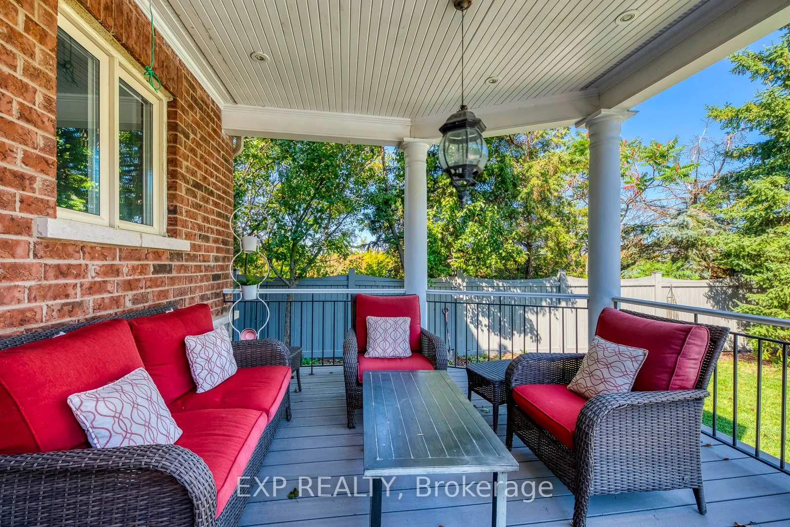 530 Golfview Court