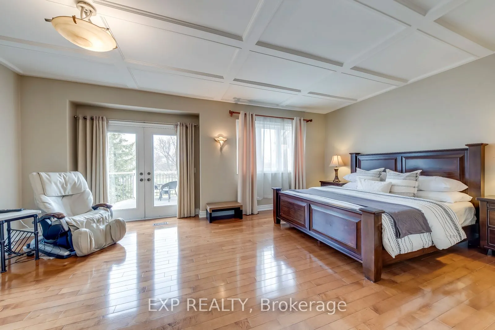 530 Golfview Court