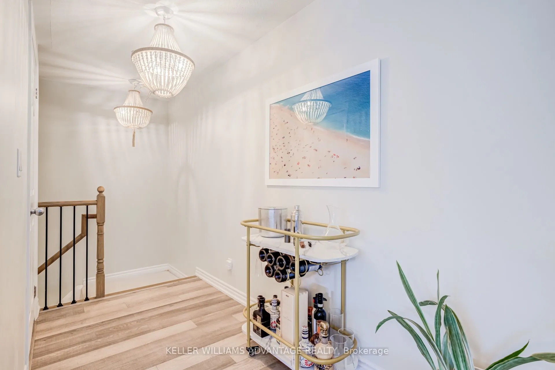 10 Carnation Avenue #4