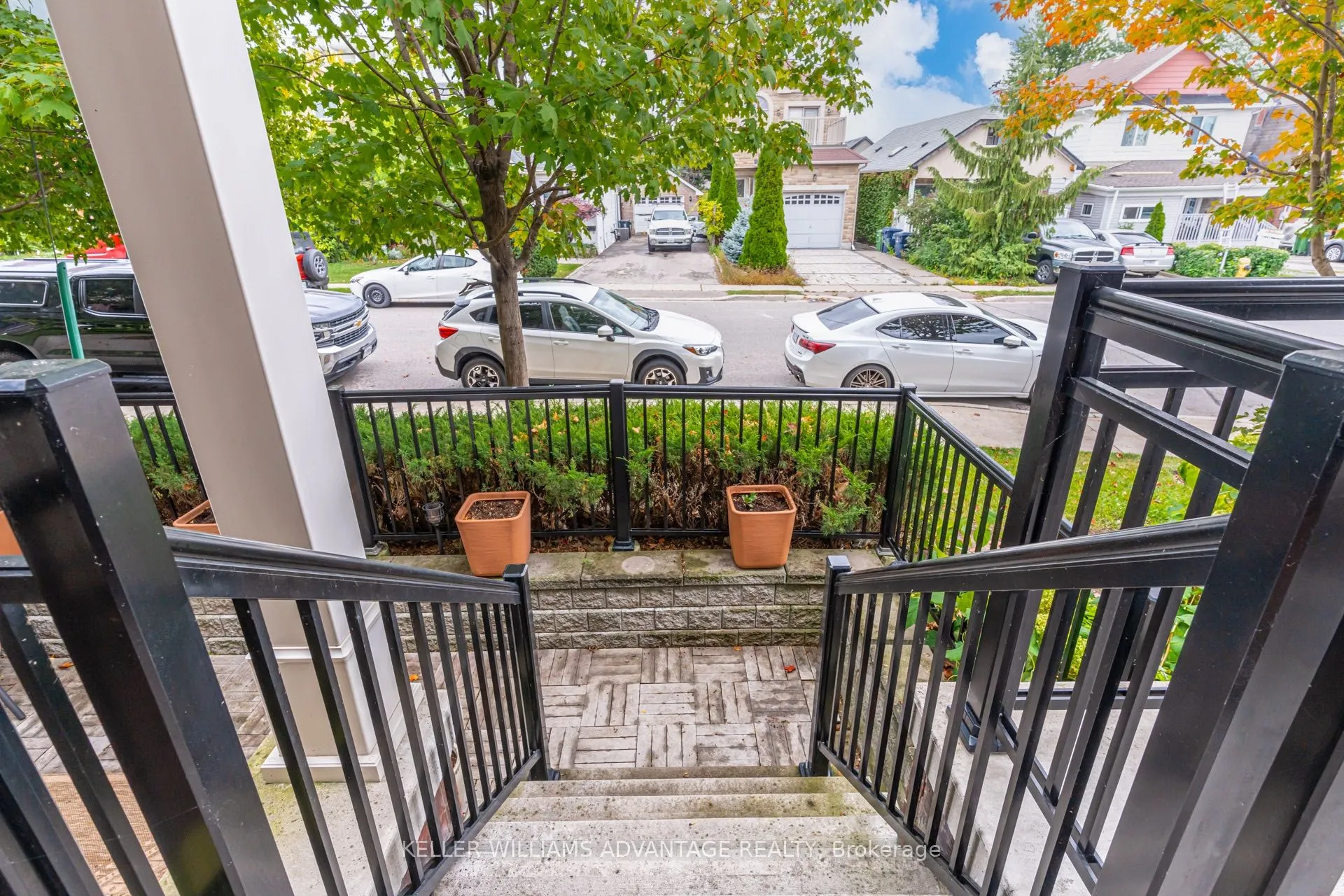 10 Carnation Avenue #4