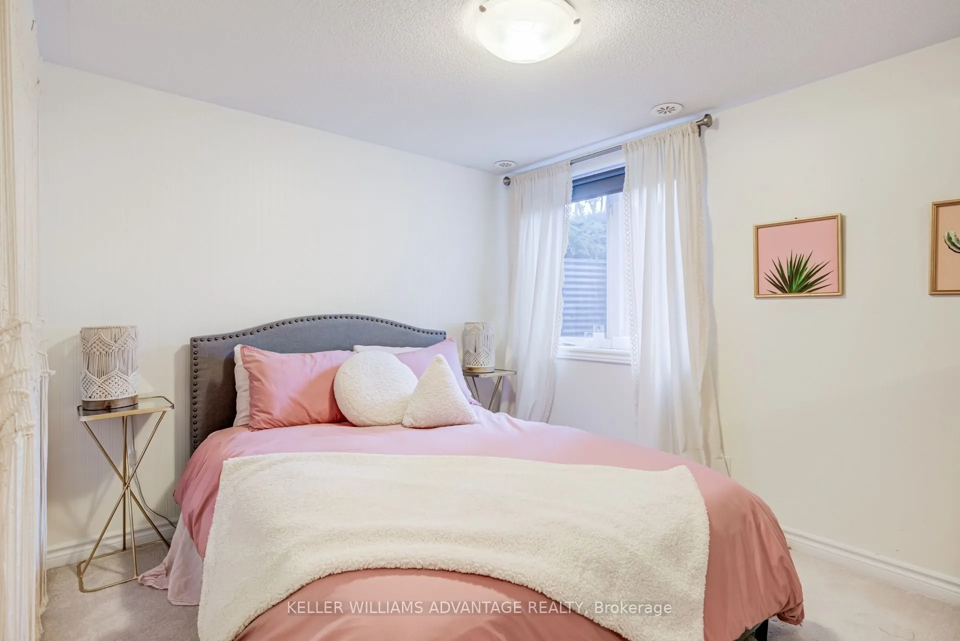 10 Carnation Avenue #4