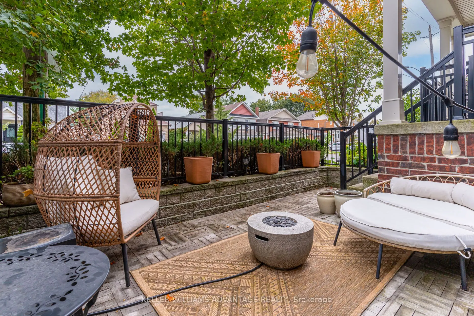 10 Carnation Avenue #4