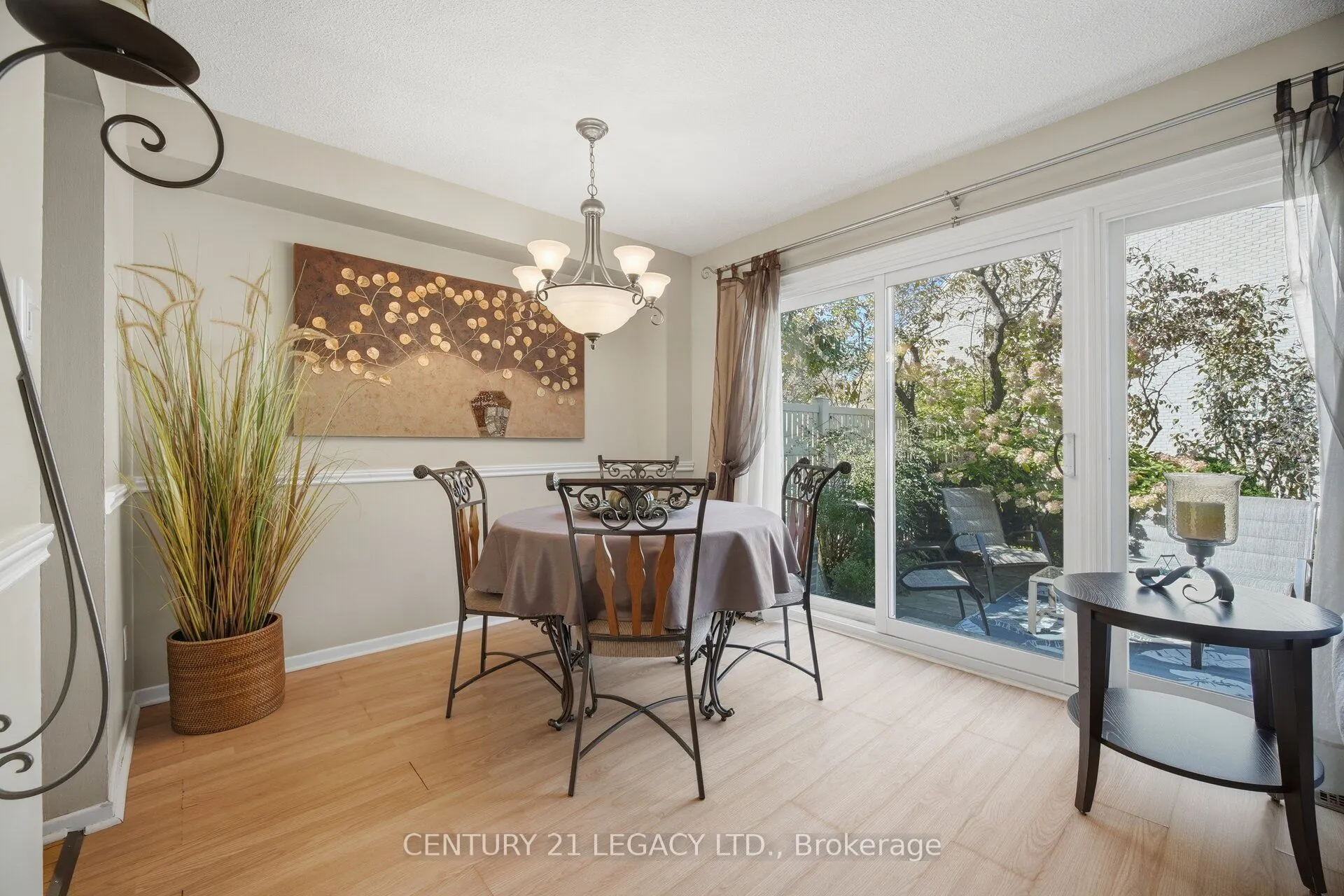 4171 Glen Erin Drive #23