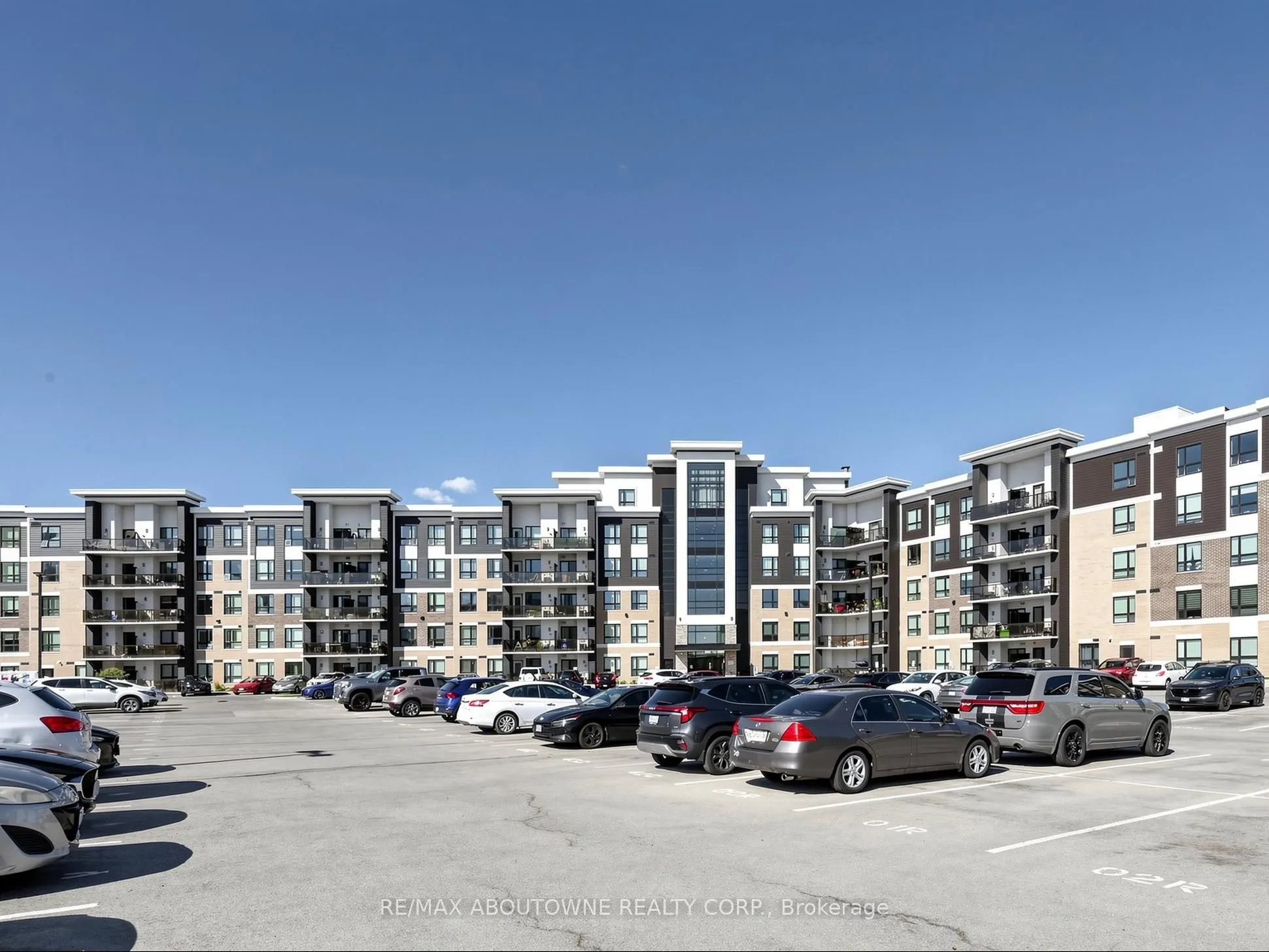 630 Sauve Street #418