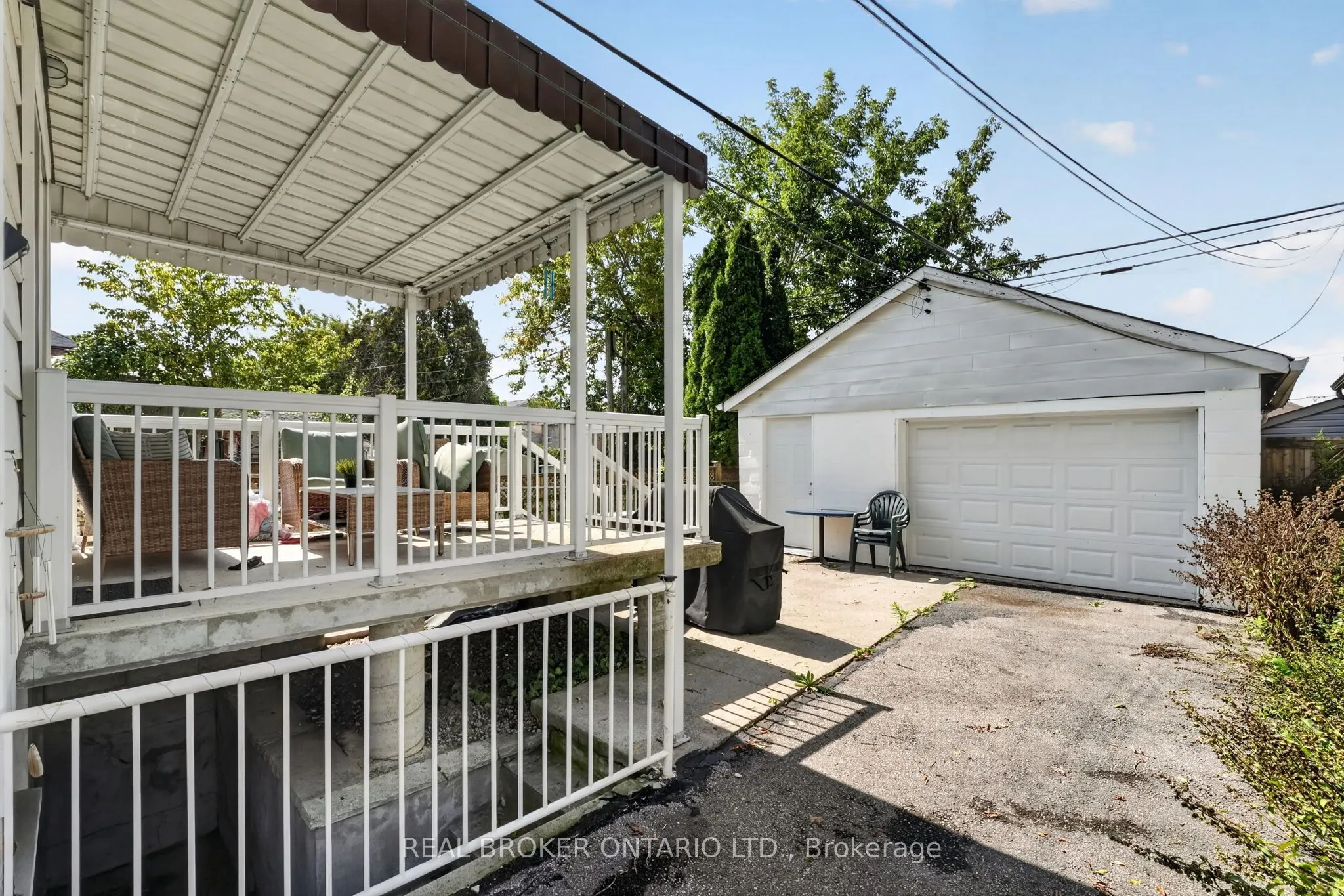 238 Chambers Avenue