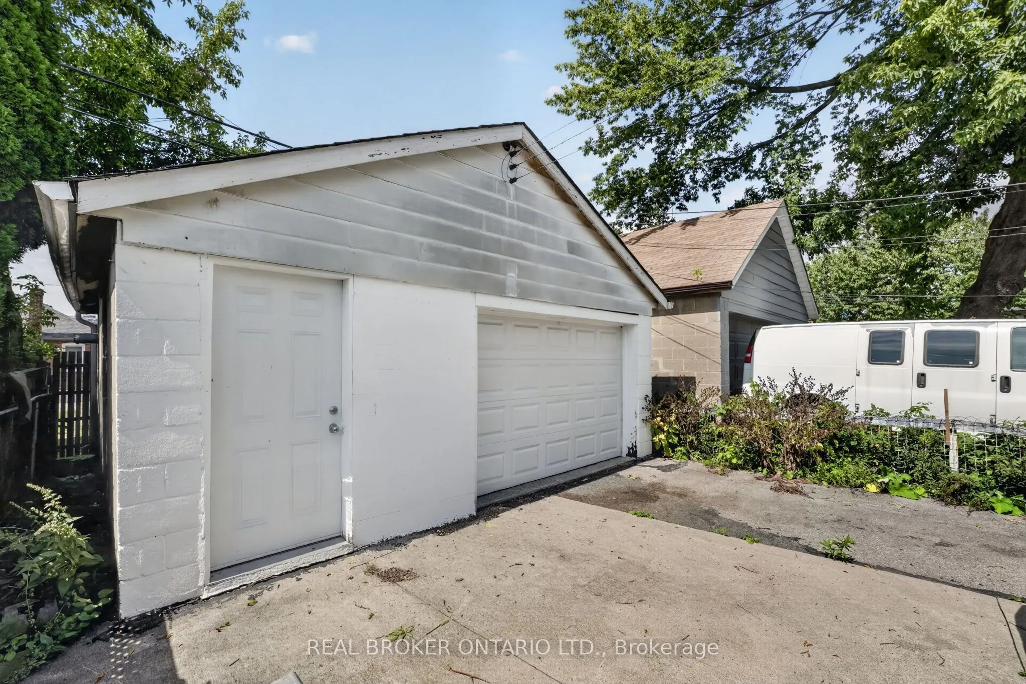 238 Chambers Avenue