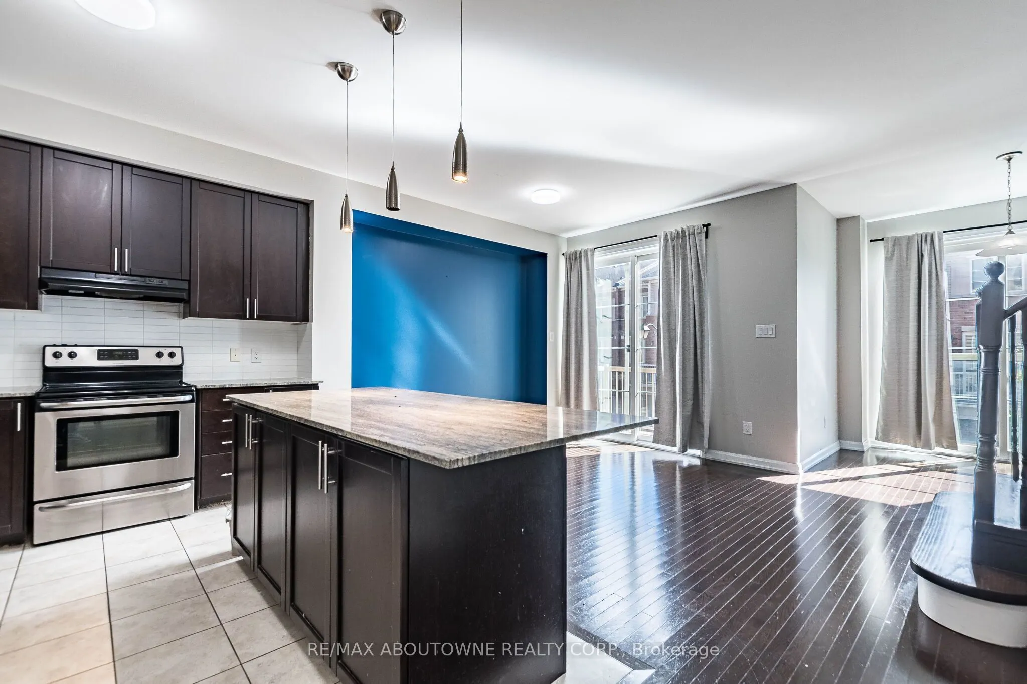 165 Hampshire Way #36