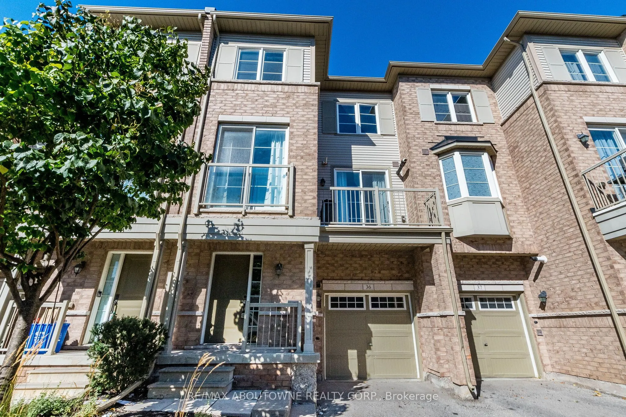 165 Hampshire Way #36