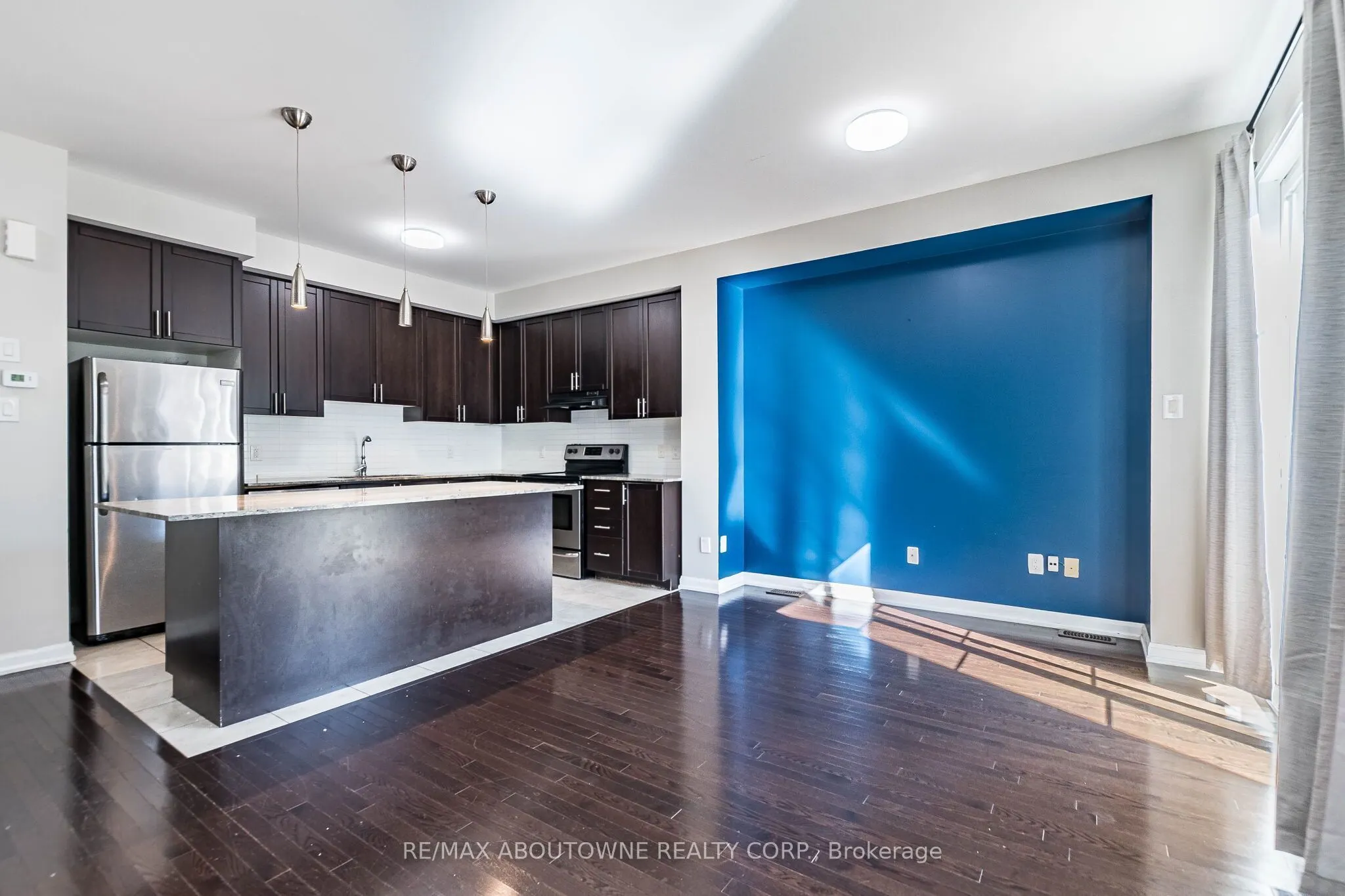 165 Hampshire Way #36