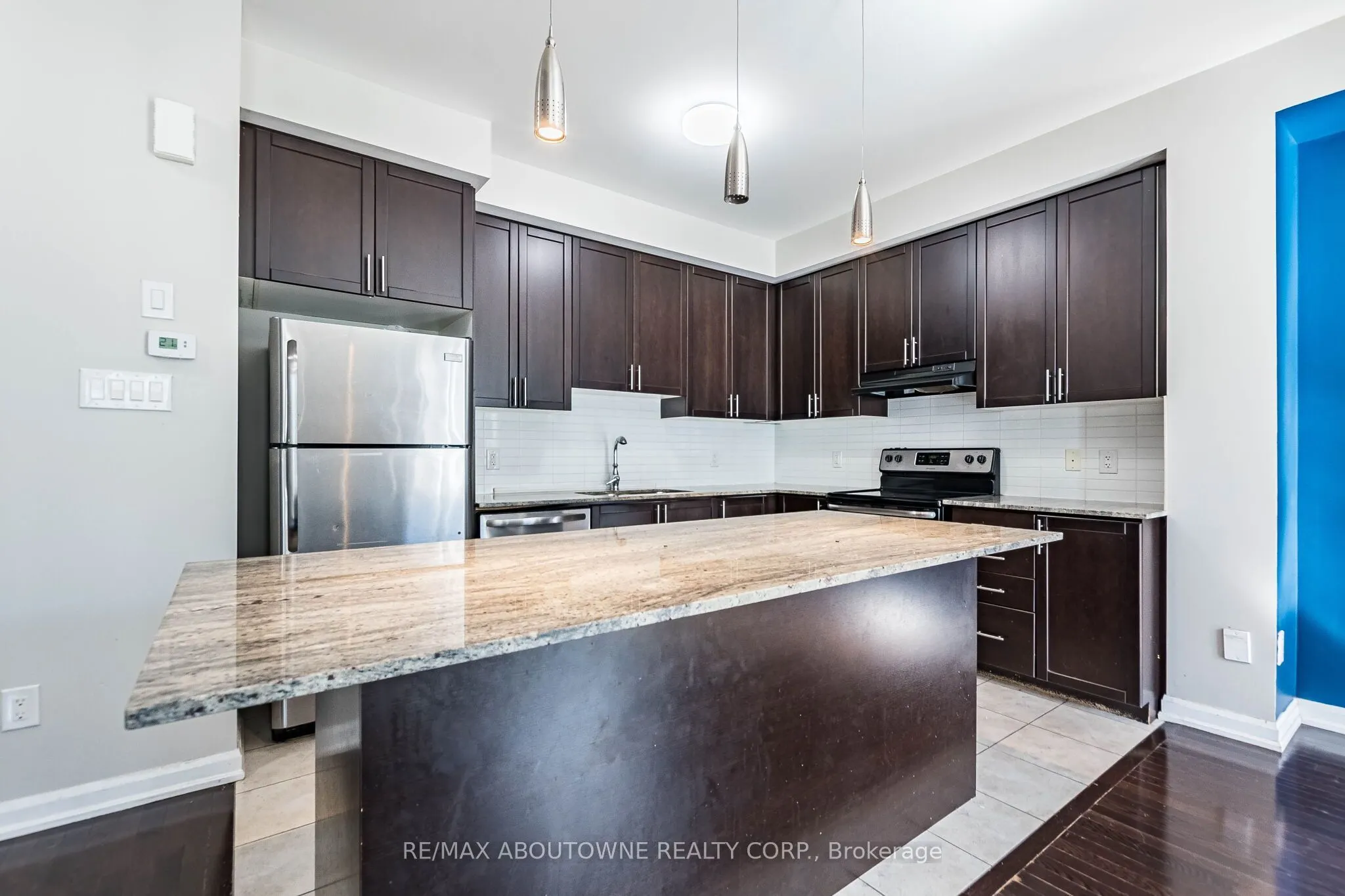 165 Hampshire Way #36