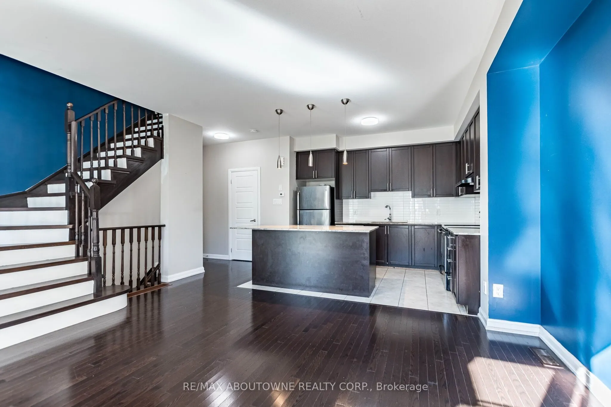 165 Hampshire Way #36