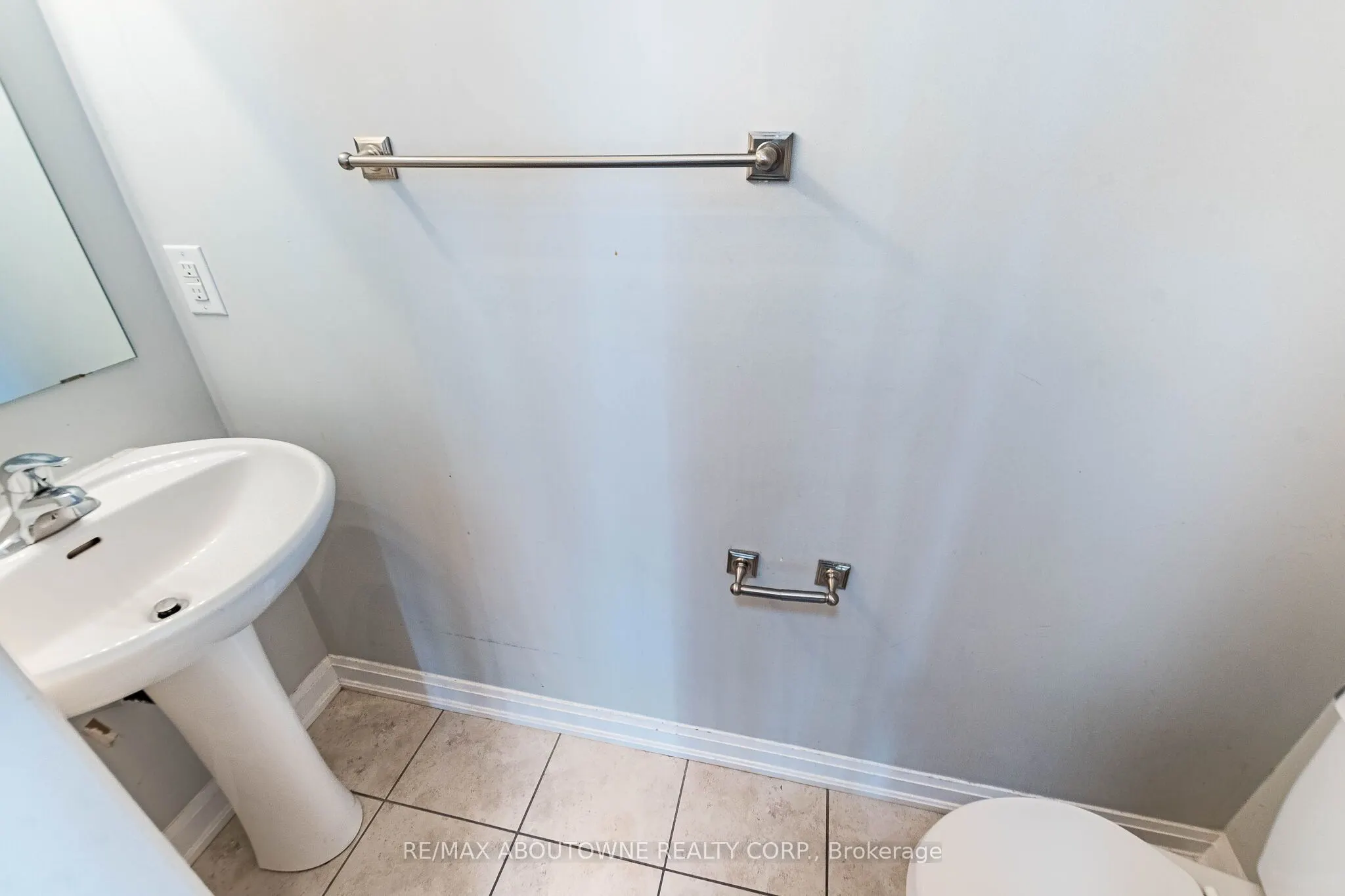 165 Hampshire Way #36