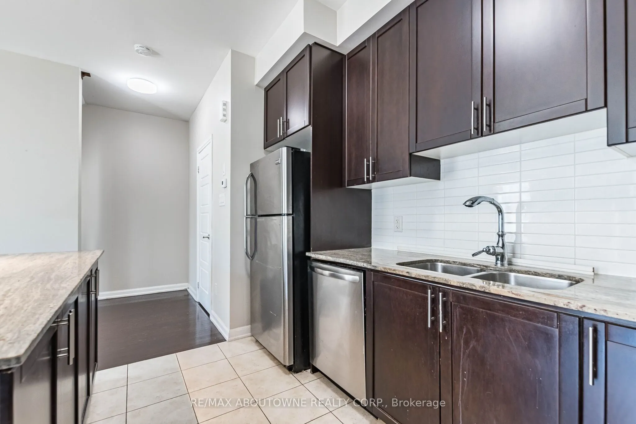 165 Hampshire Way #36