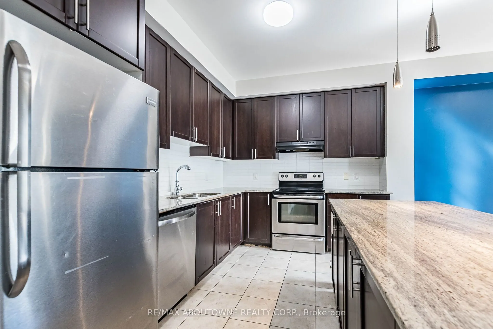 165 Hampshire Way #36