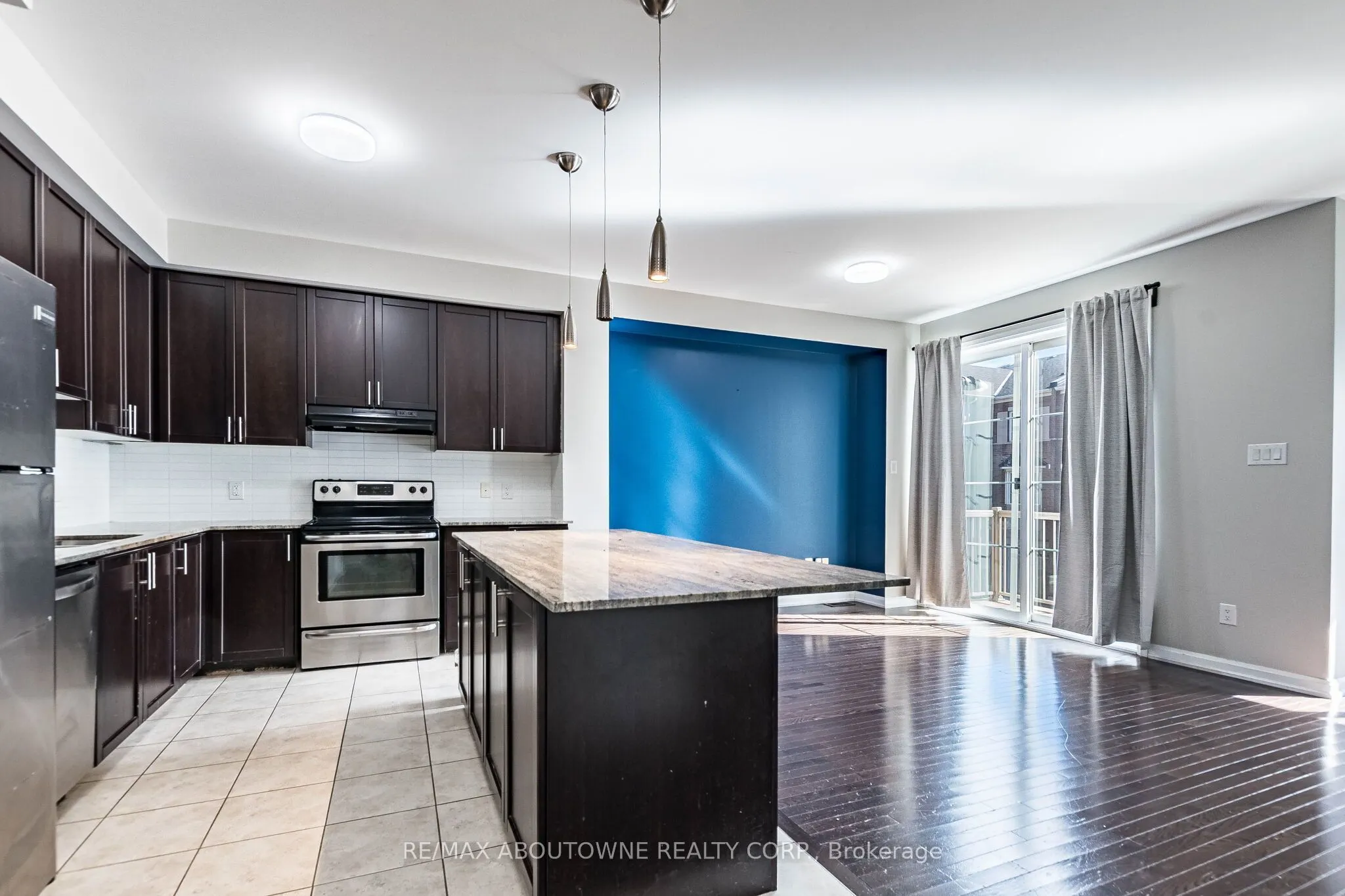 165 Hampshire Way #36