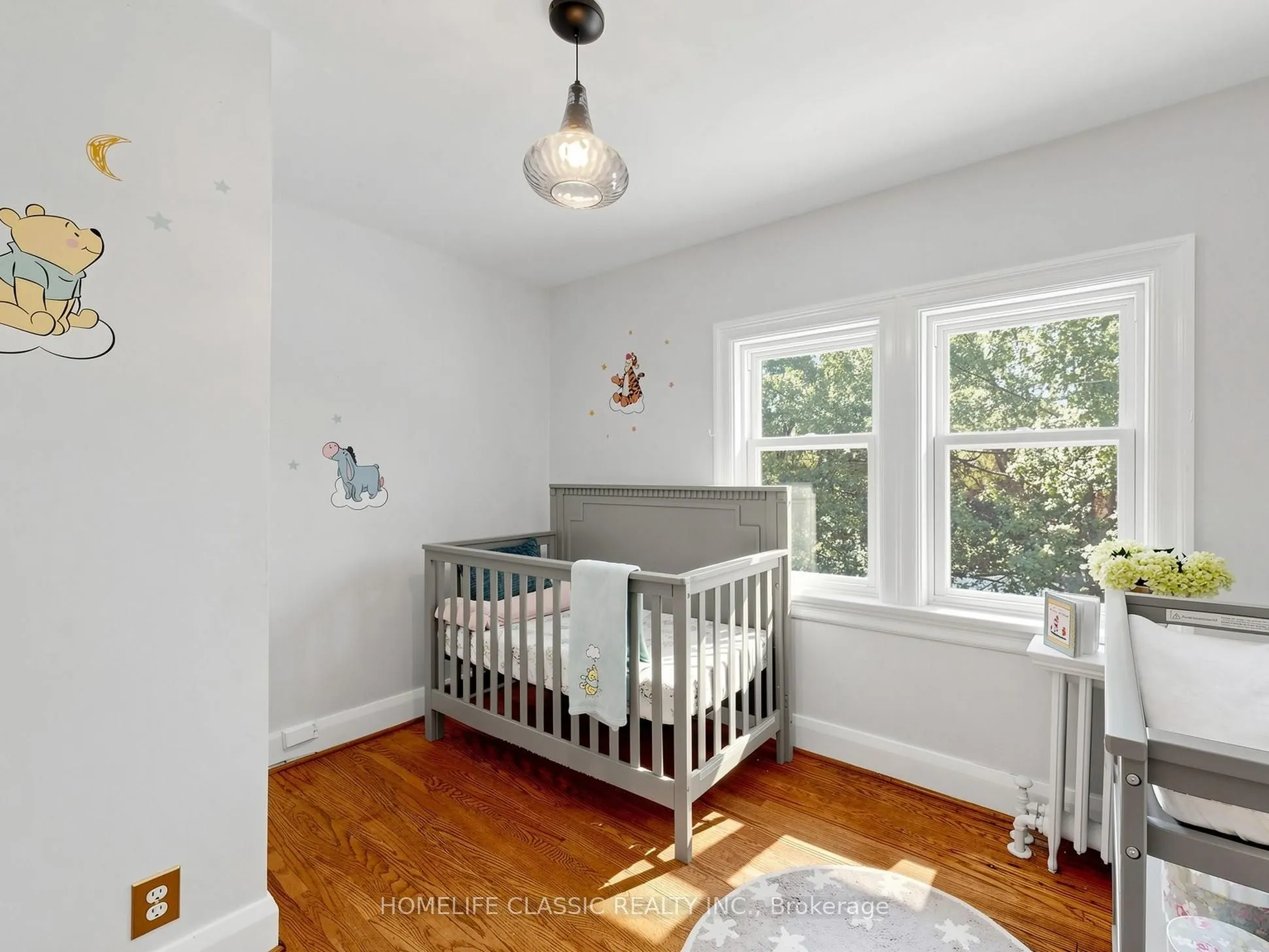 25 Dartmouth Crescent