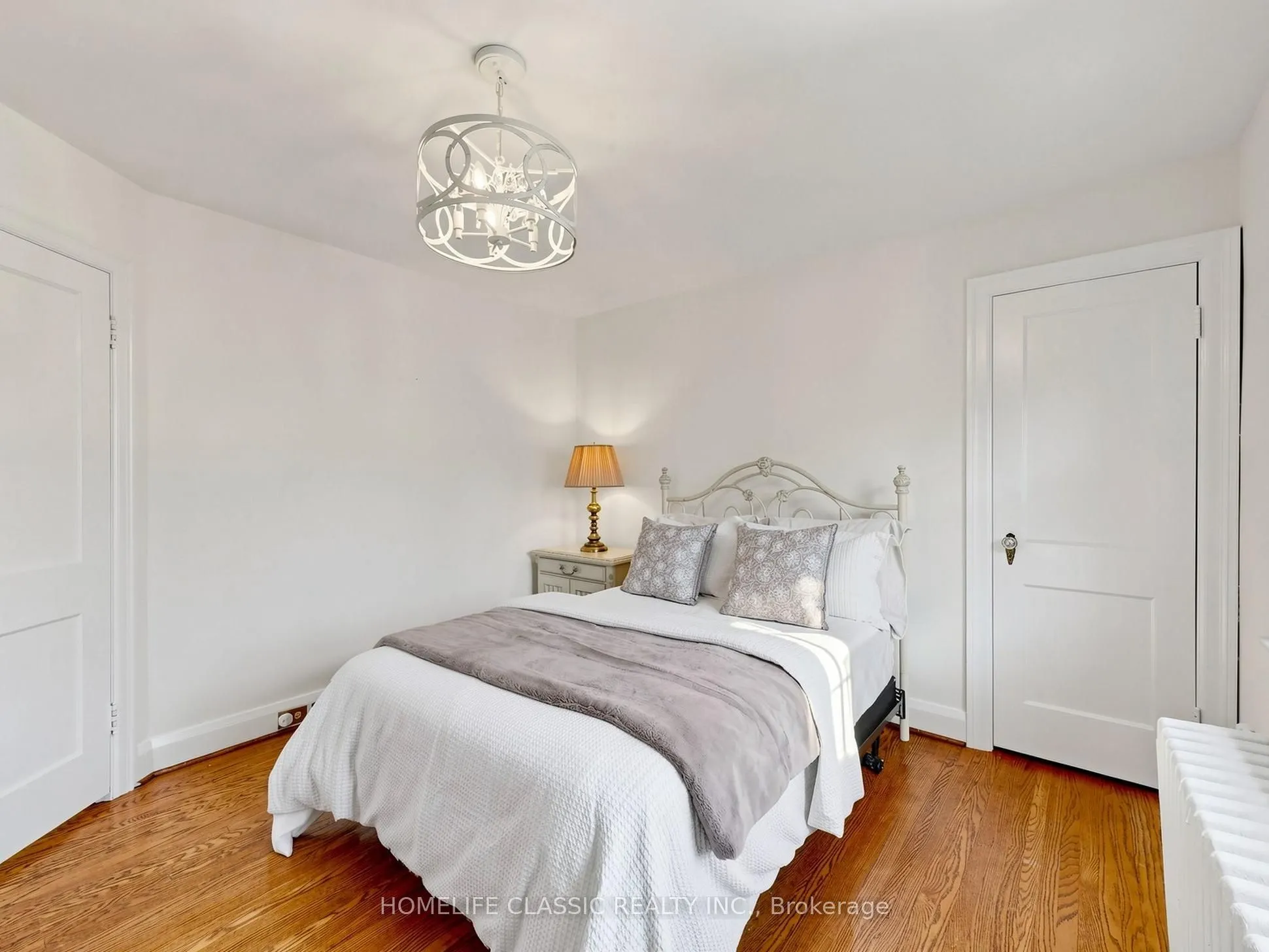 25 Dartmouth Crescent