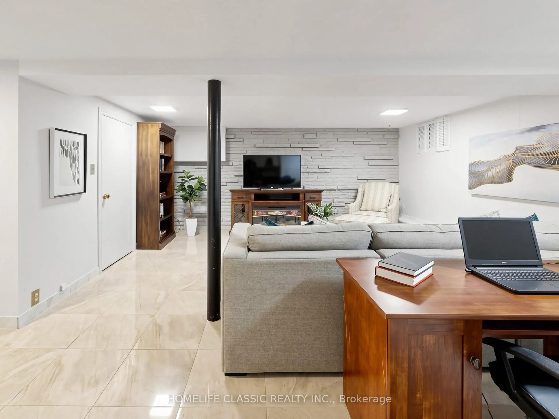 25 Dartmouth Crescent