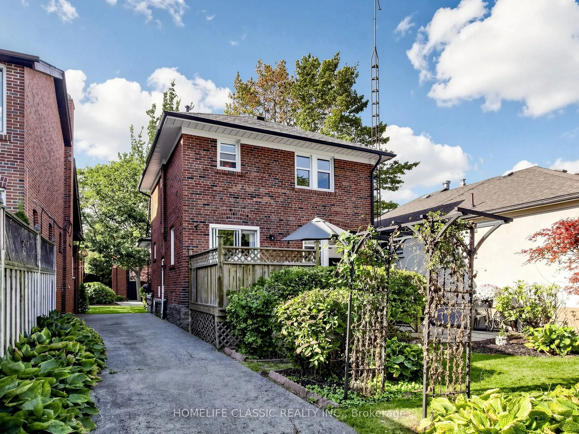 25 Dartmouth Crescent