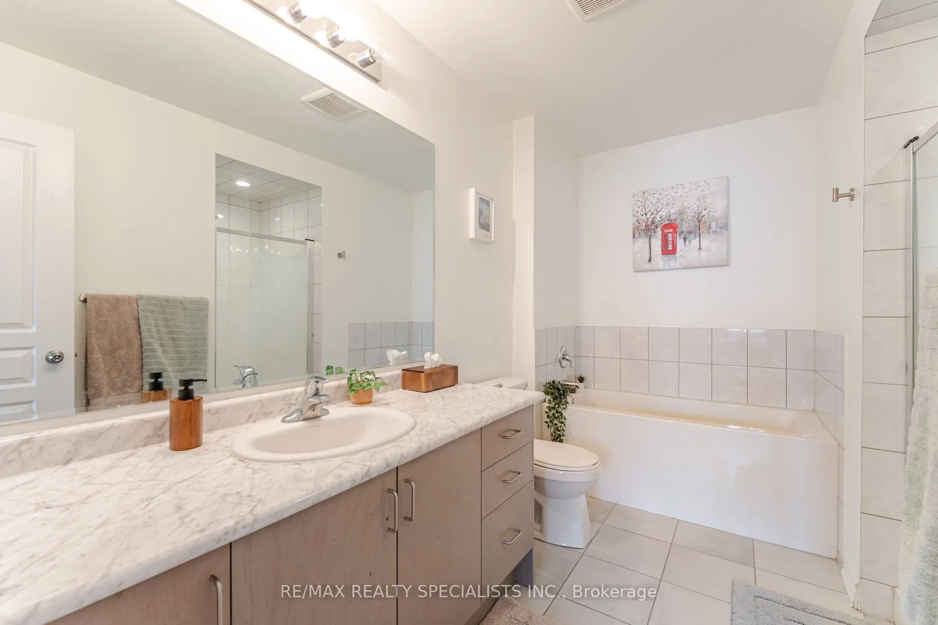 437 Silver Maple Road