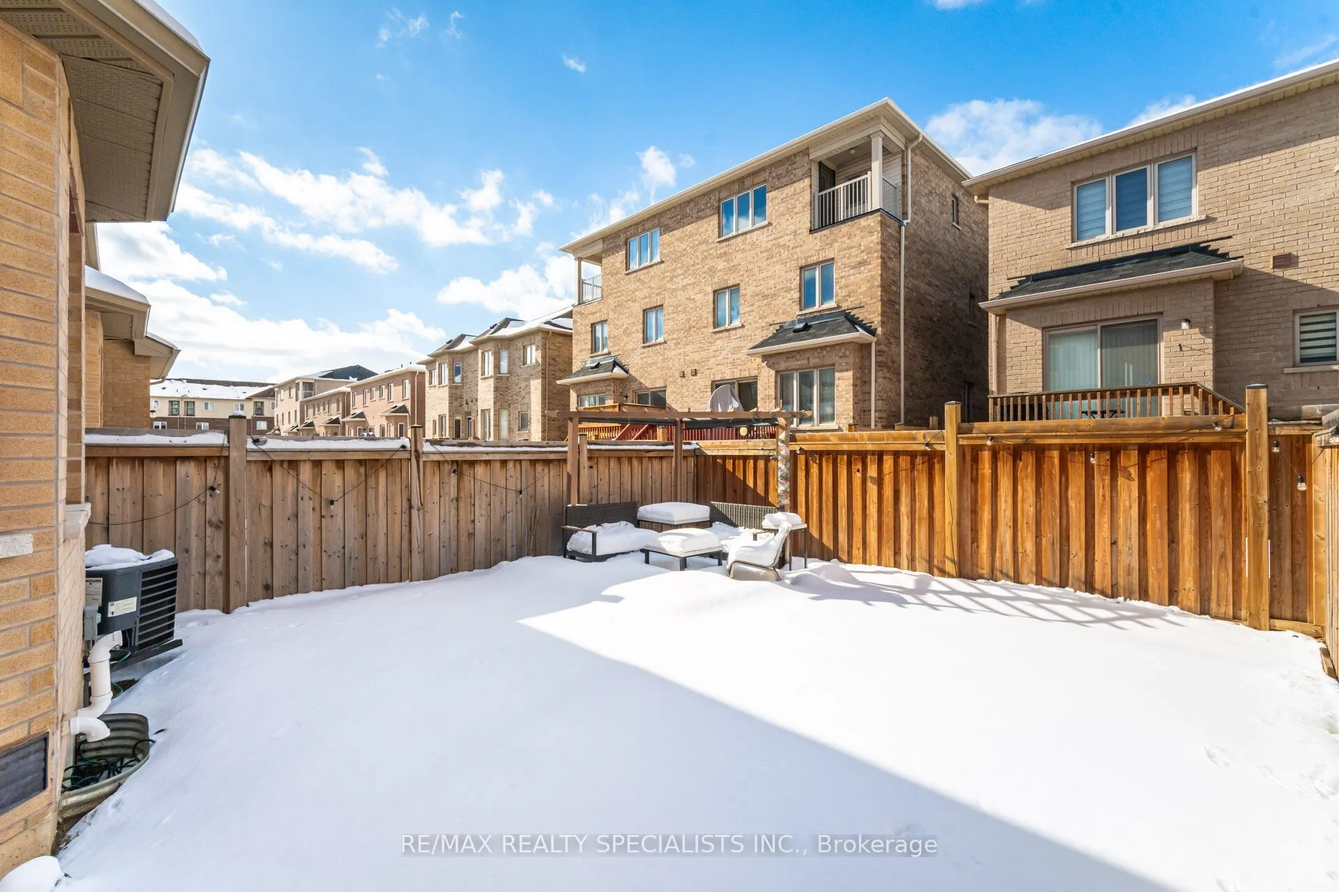 437 Silver Maple Road