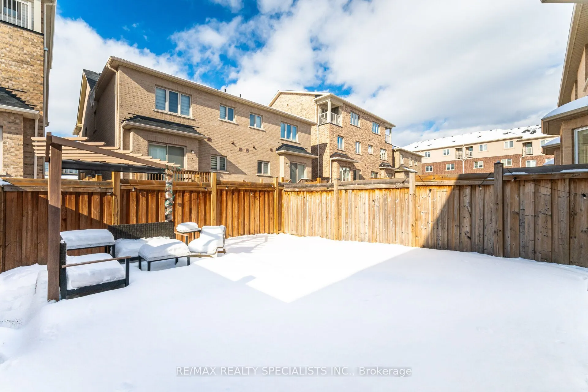 437 Silver Maple Road