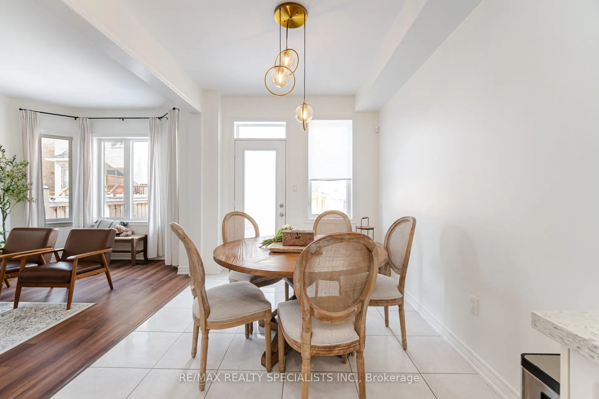 437 Silver Maple Road