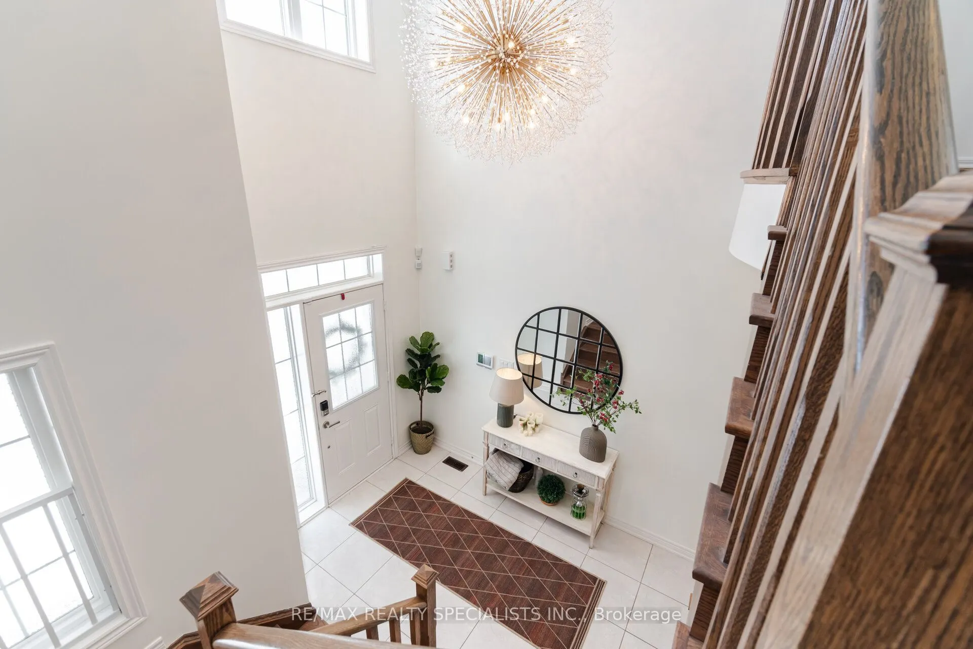 437 Silver Maple Road