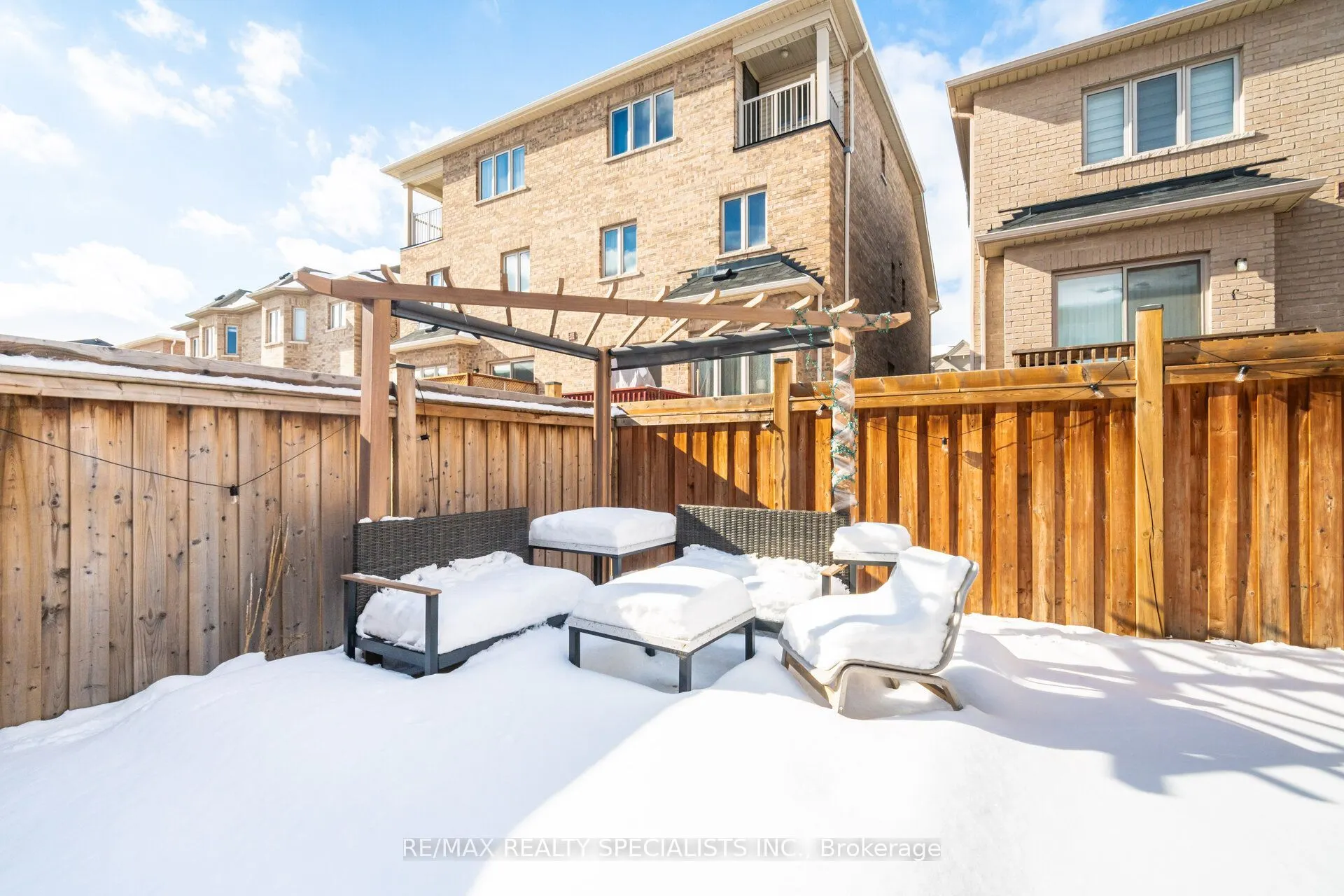 437 Silver Maple Road