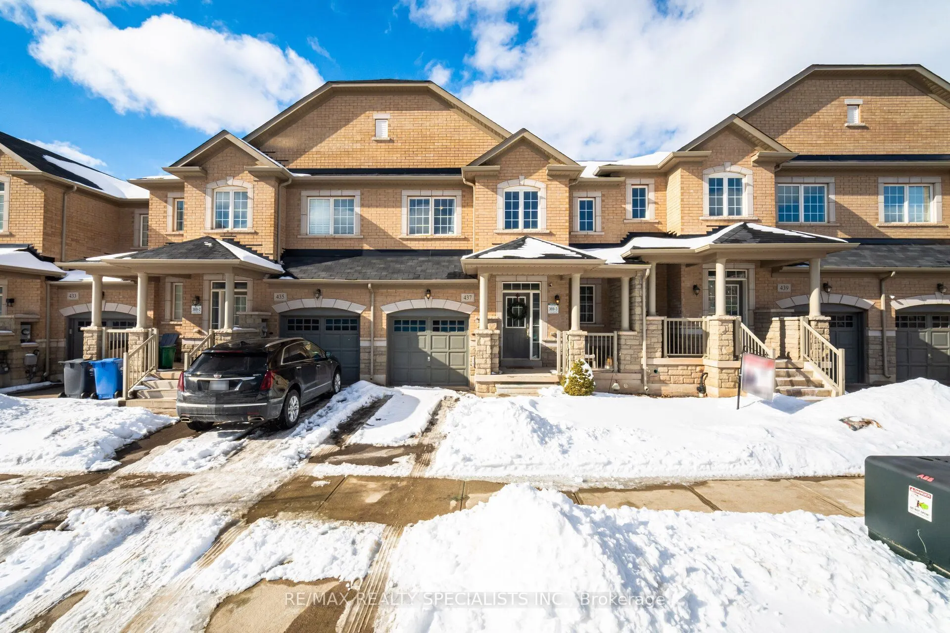 437 Silver Maple Road