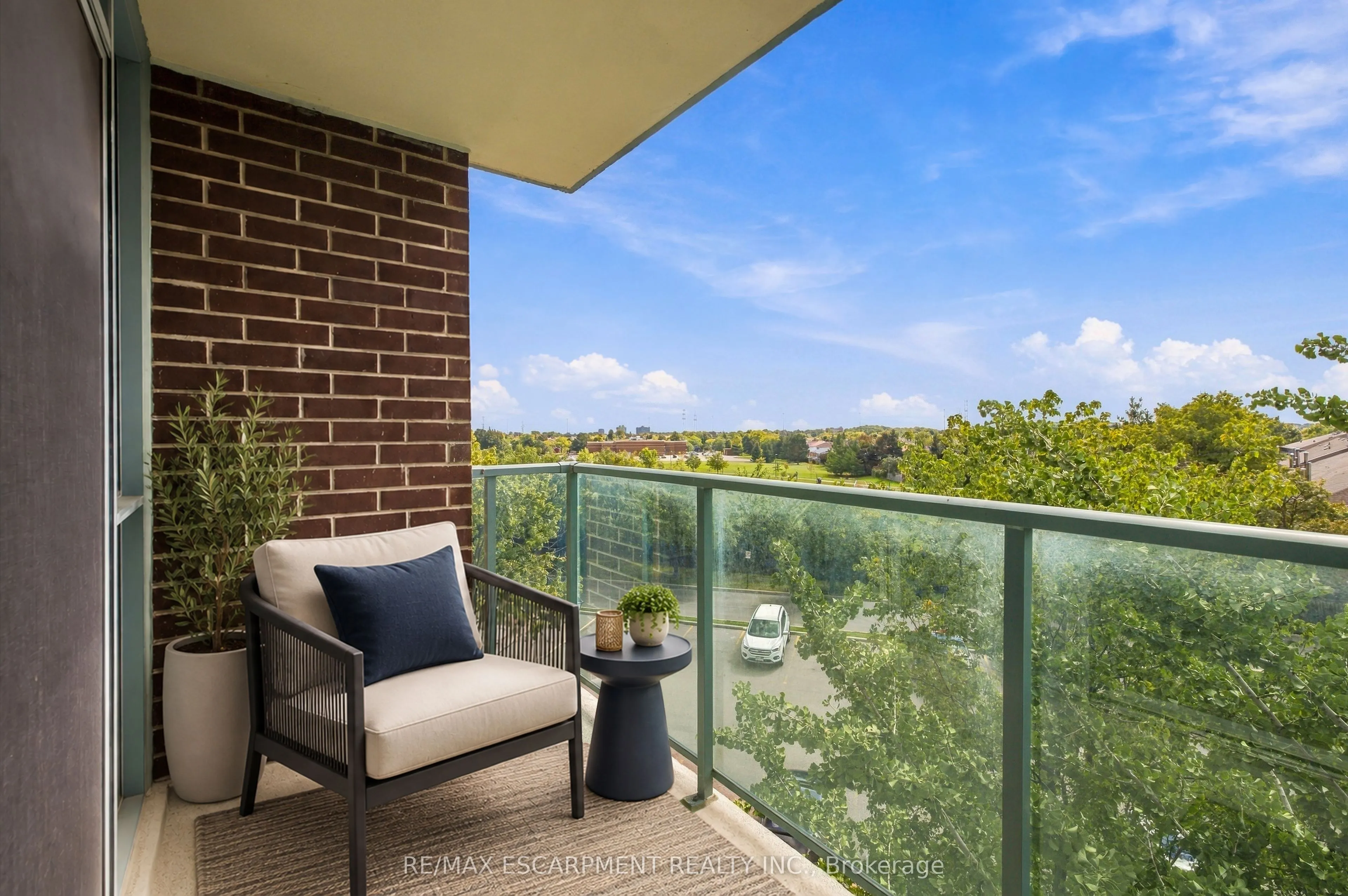 4889 Kimbermount Avenue #405