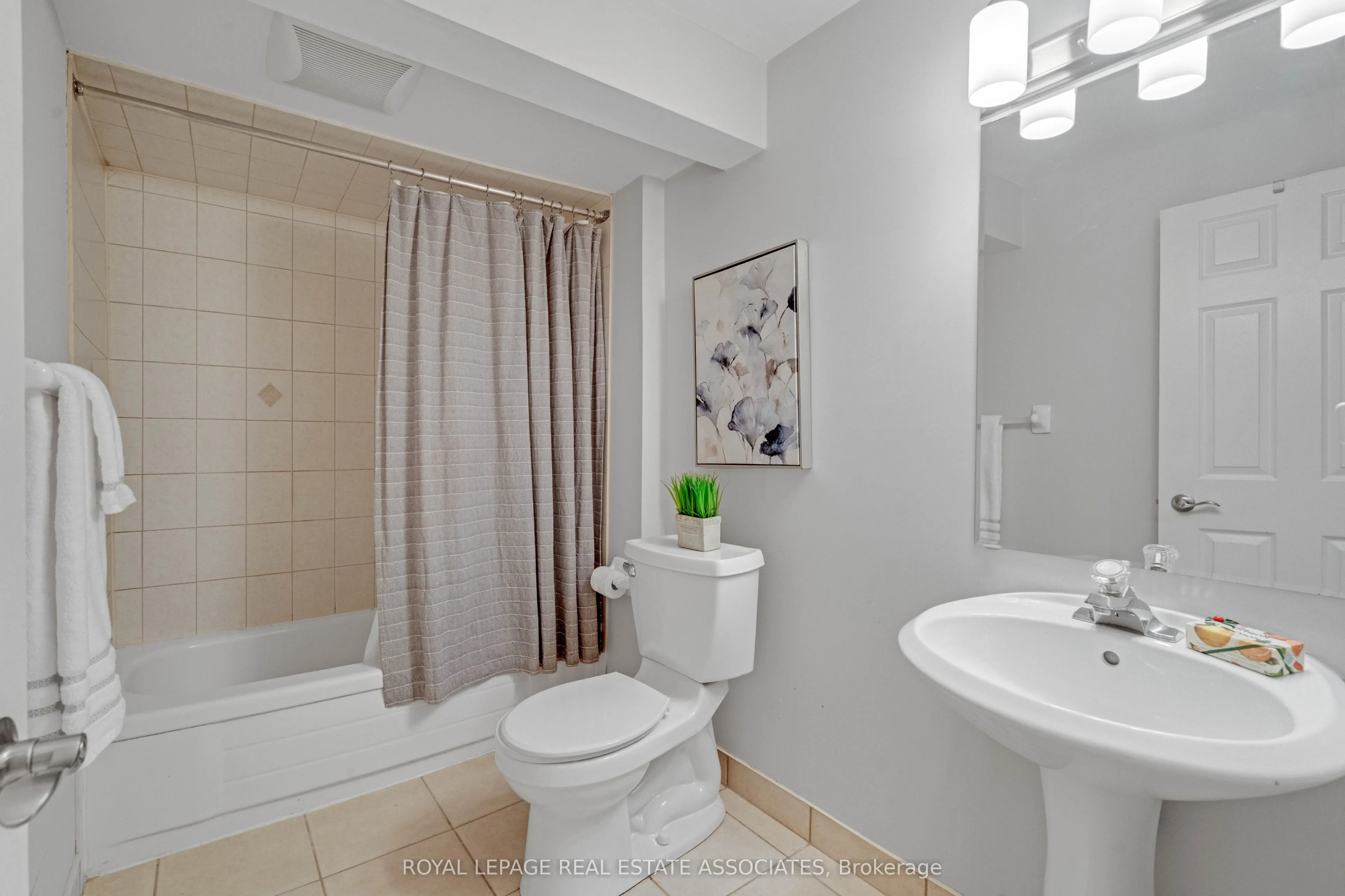2199 Burnhamthorpe Road W #72