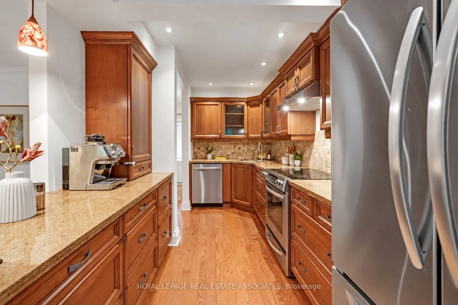 2199 Burnhamthorpe Road W #72