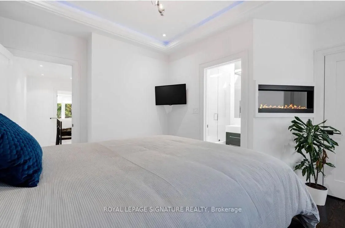 58 Carrick Avenue #upper