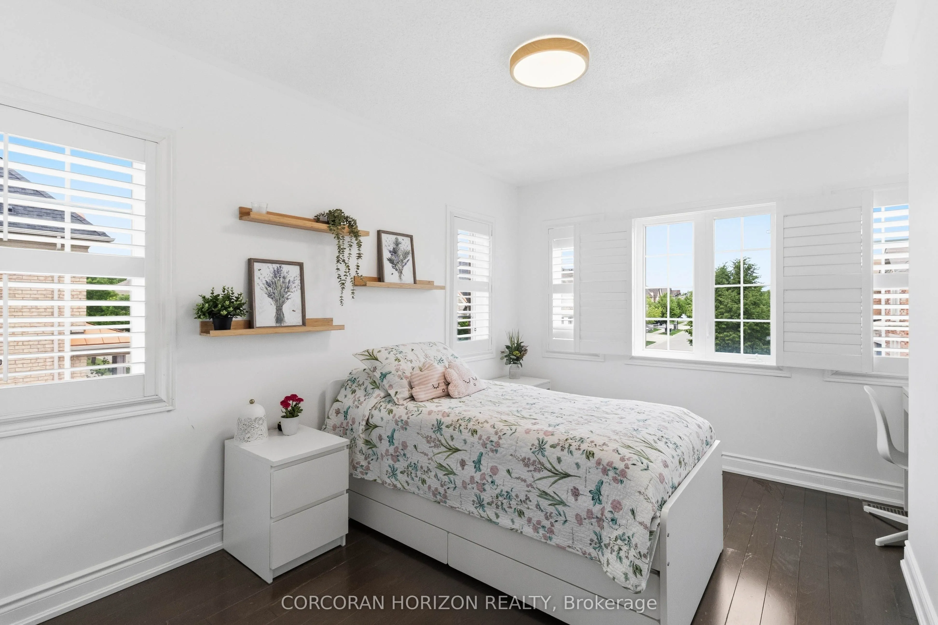 3216 Robert Brown Boulevard
