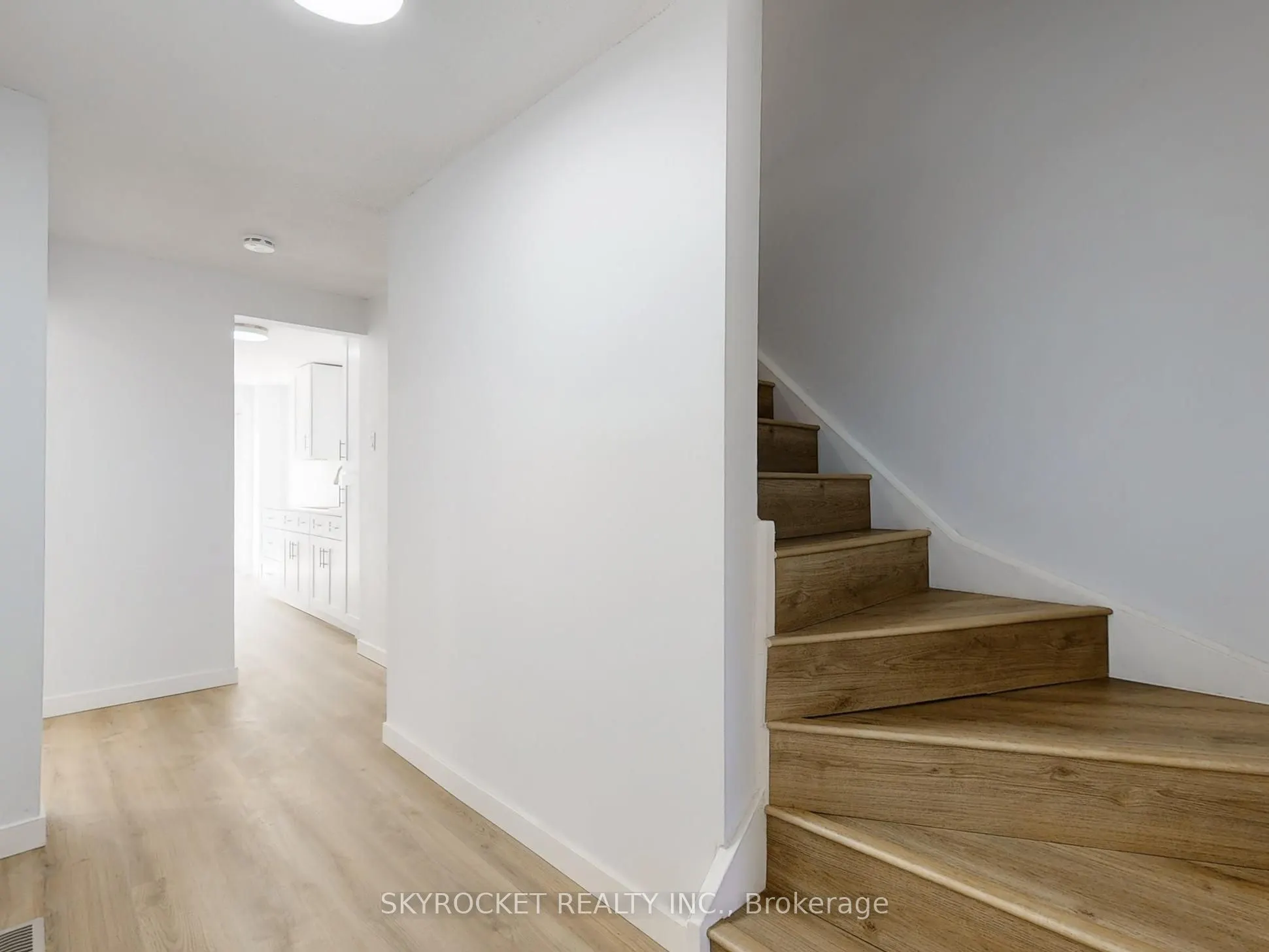 125 Bythia Street