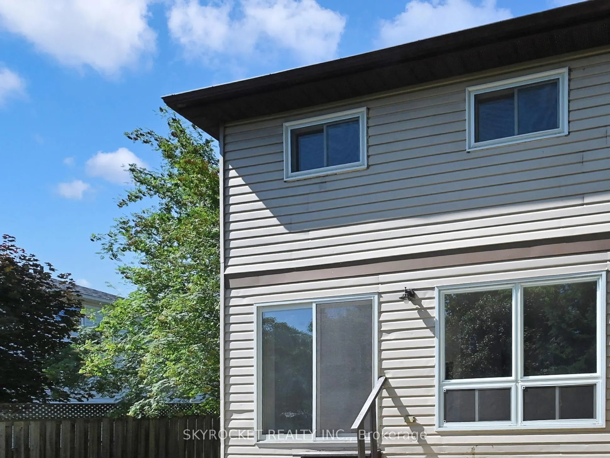 125 Bythia Street