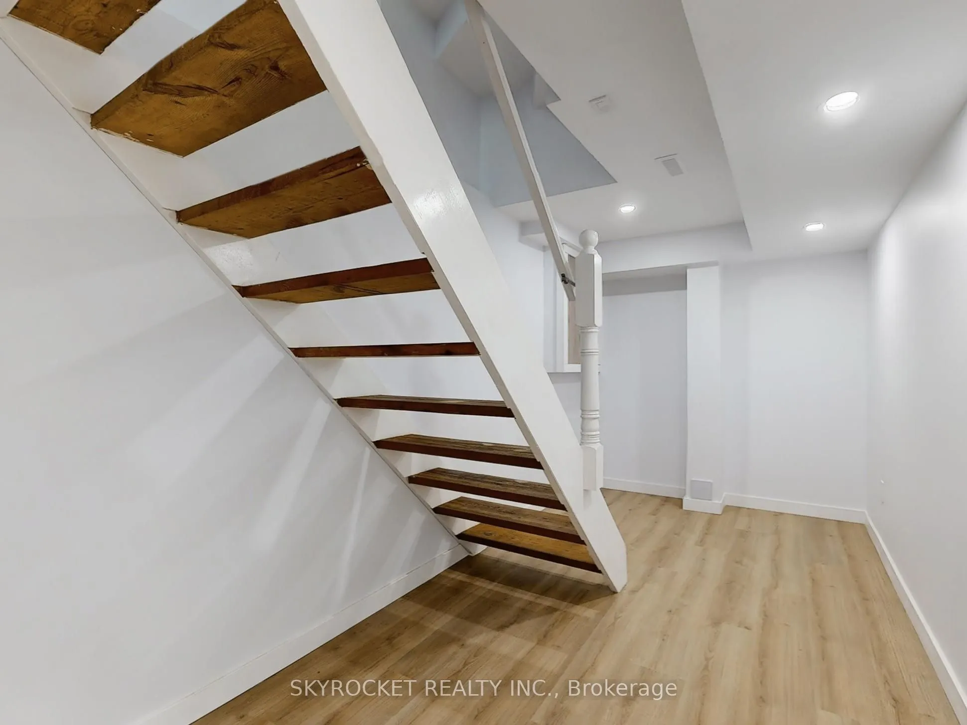 125 Bythia Street