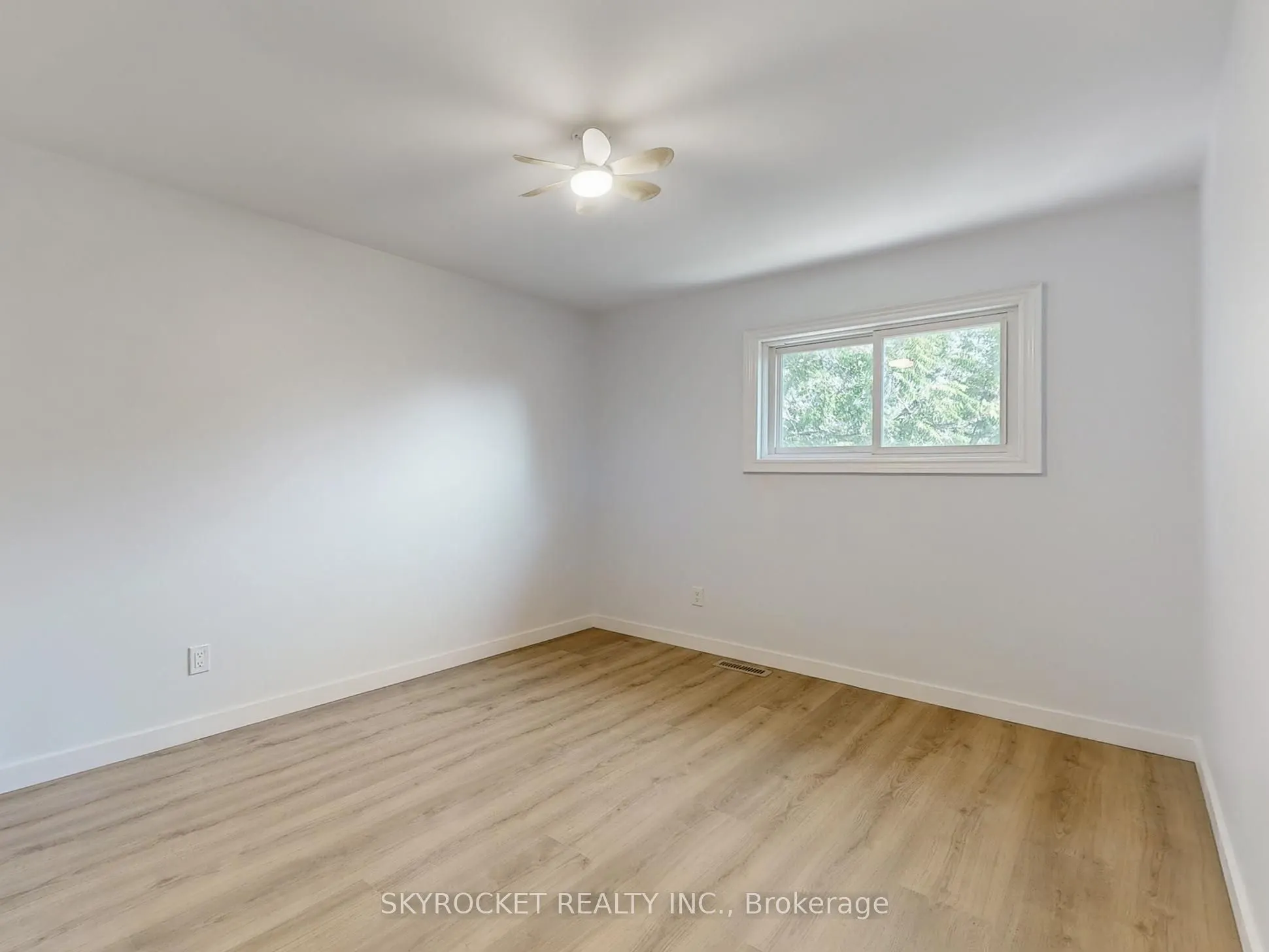 125 Bythia Street