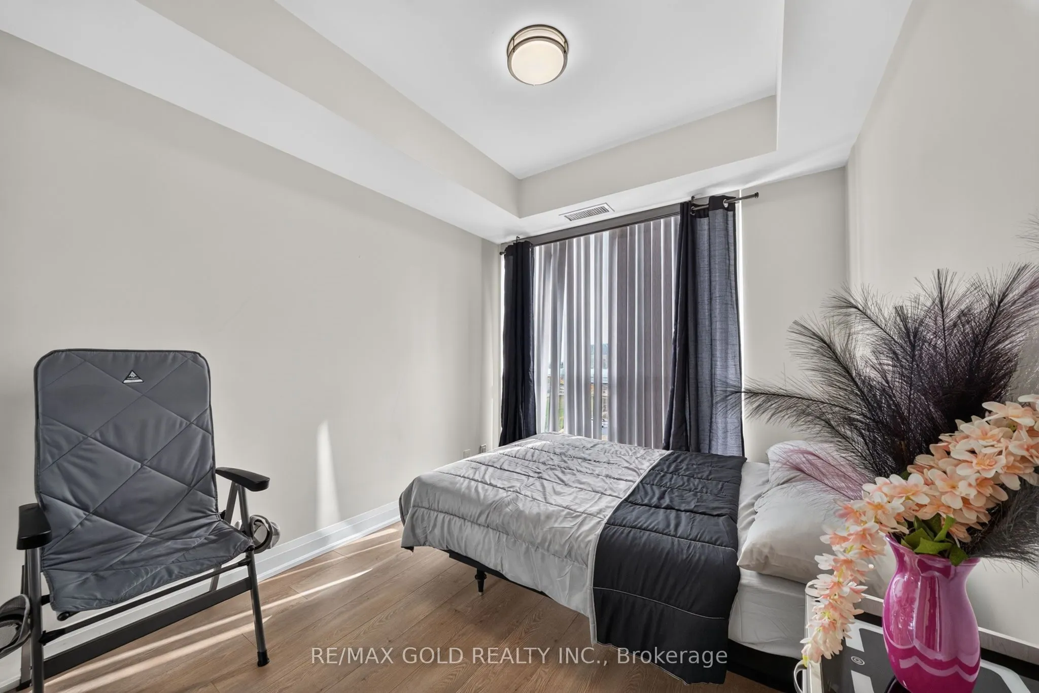 15 LYNCH Street #505