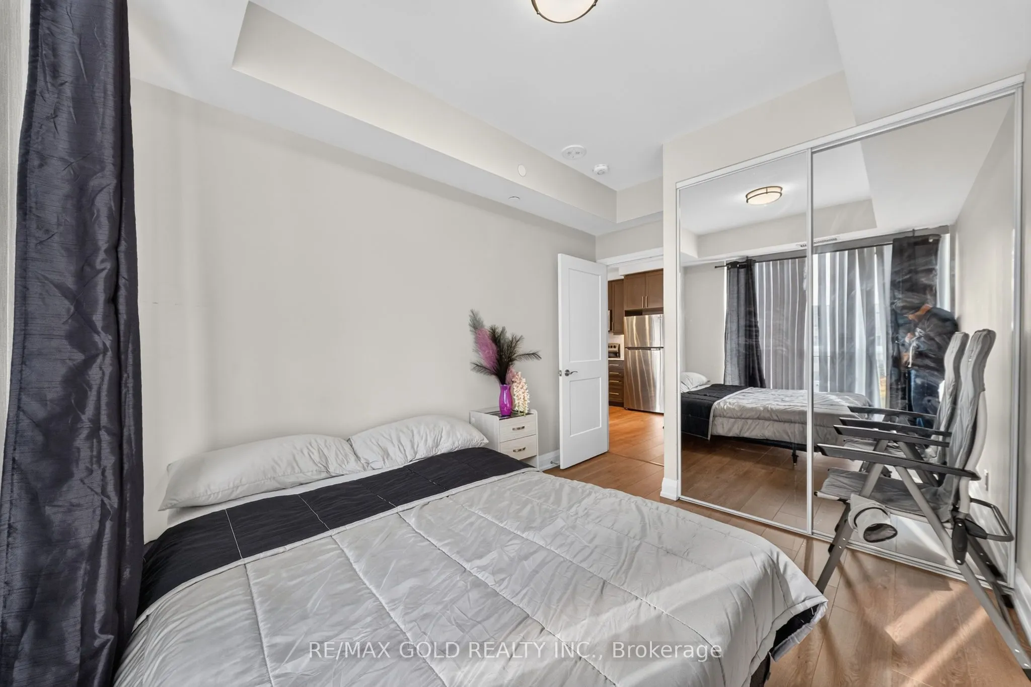 15 LYNCH Street #505